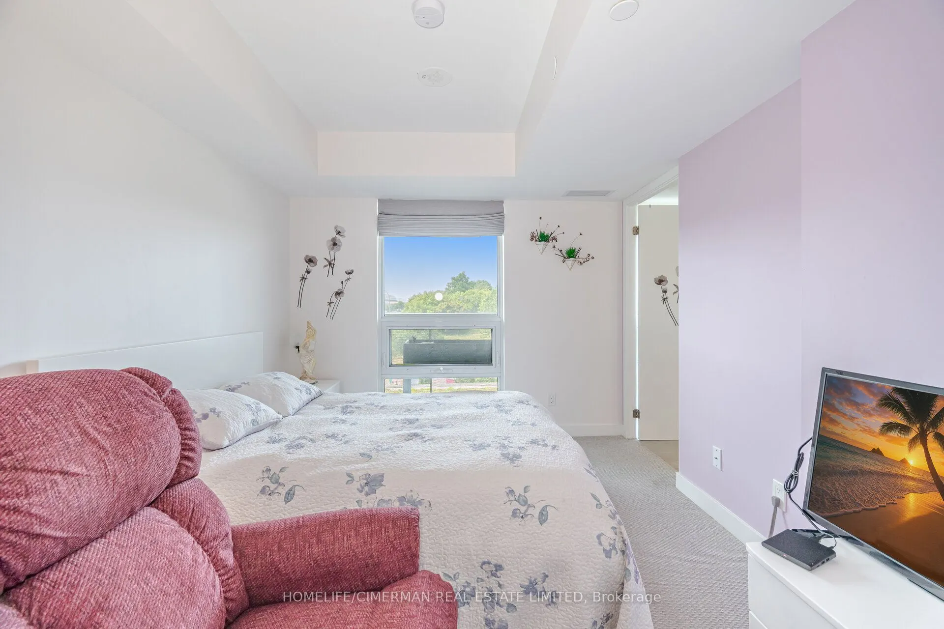 120 Varna Drive, #405