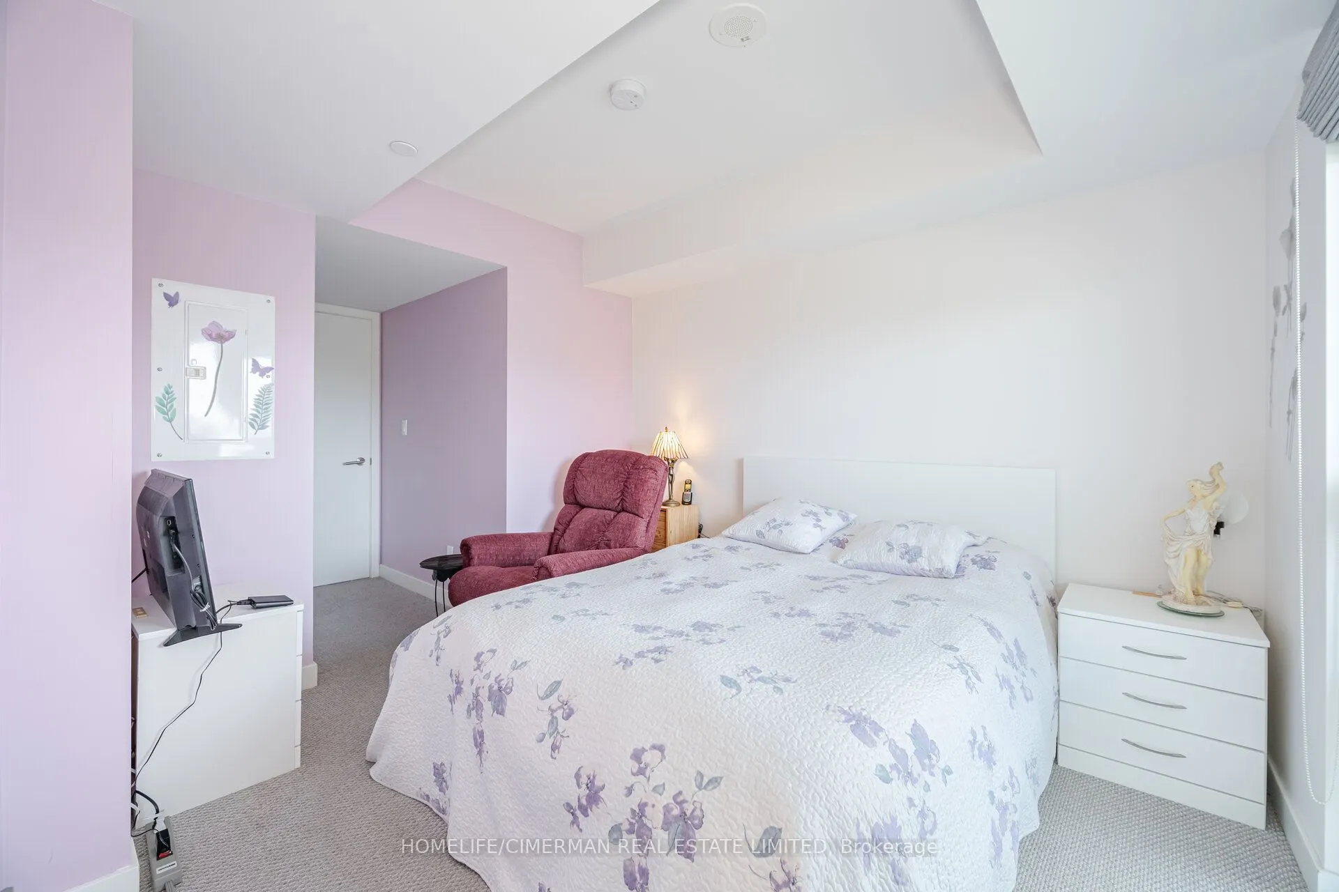 120 Varna Drive, #405