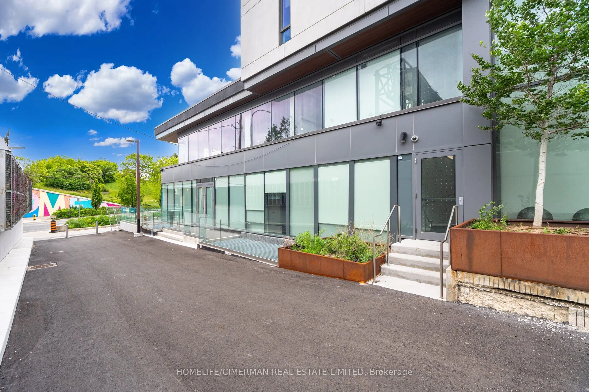 120 Varna Drive, #405