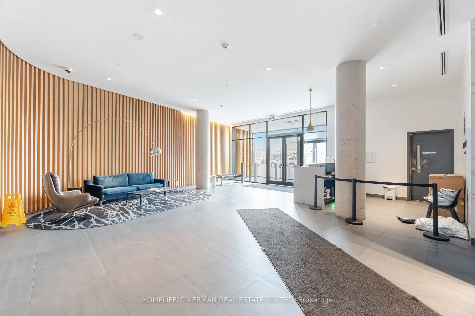 120 Varna Drive, #405