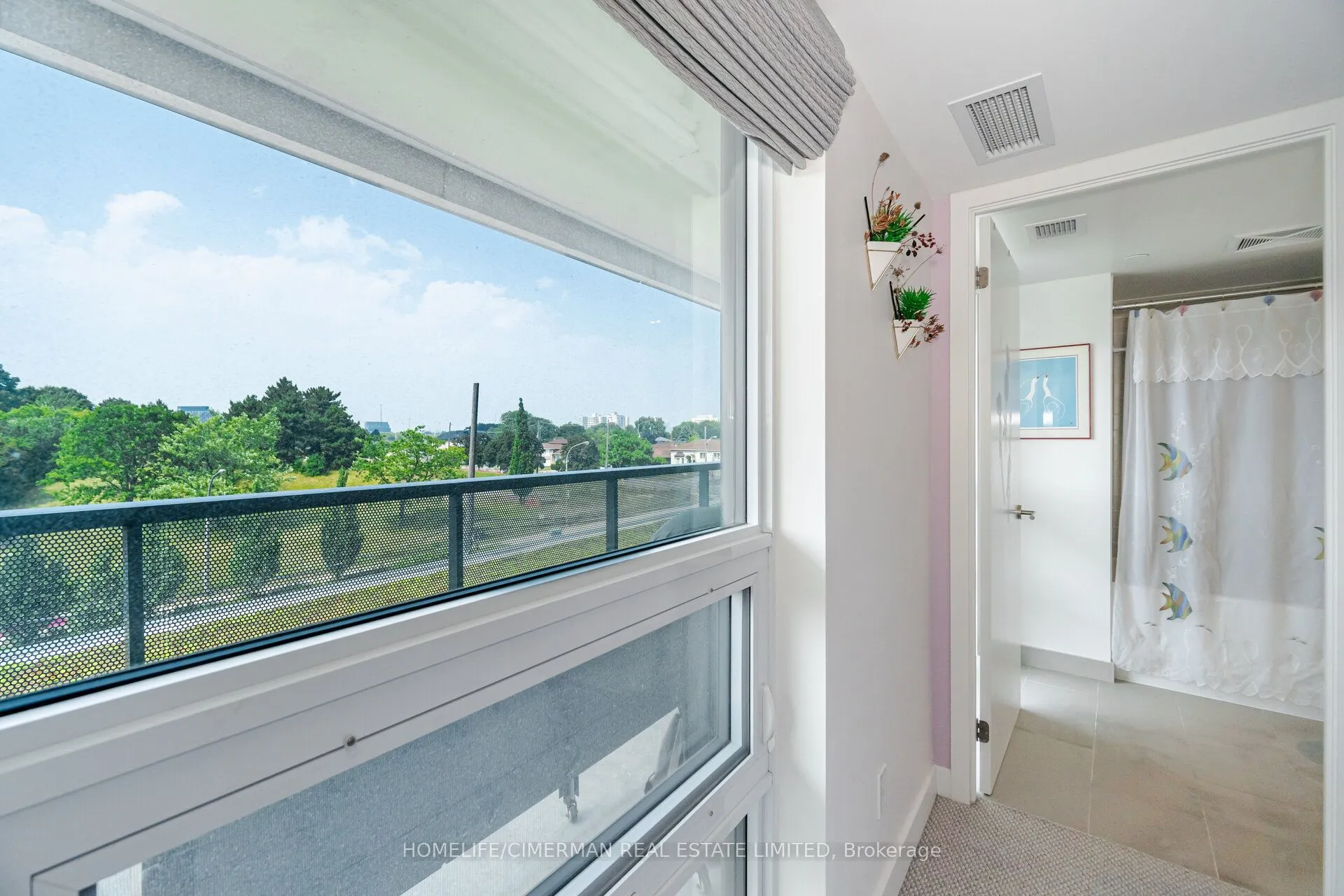 120 Varna Drive, #405