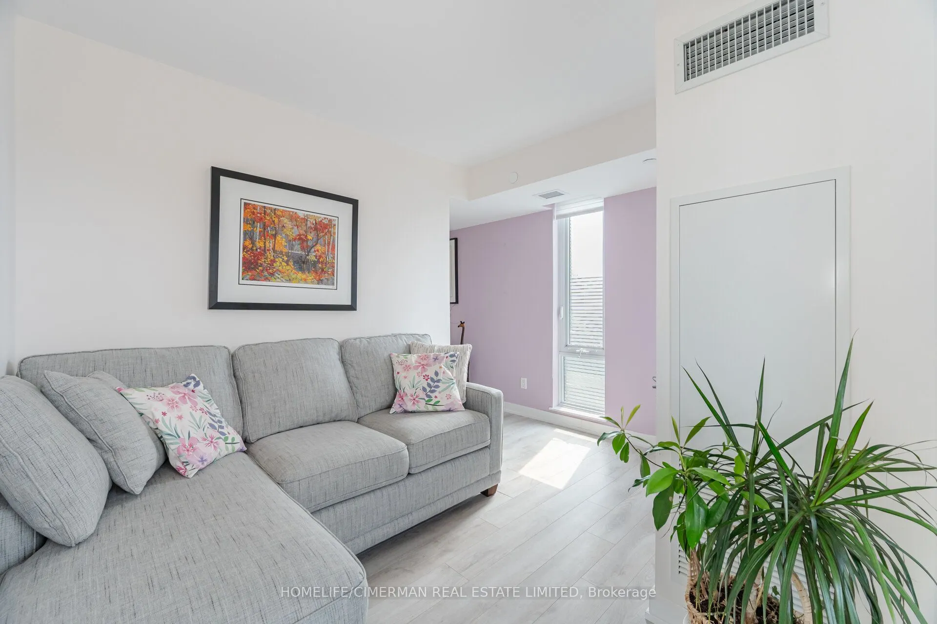 120 Varna Drive, #405