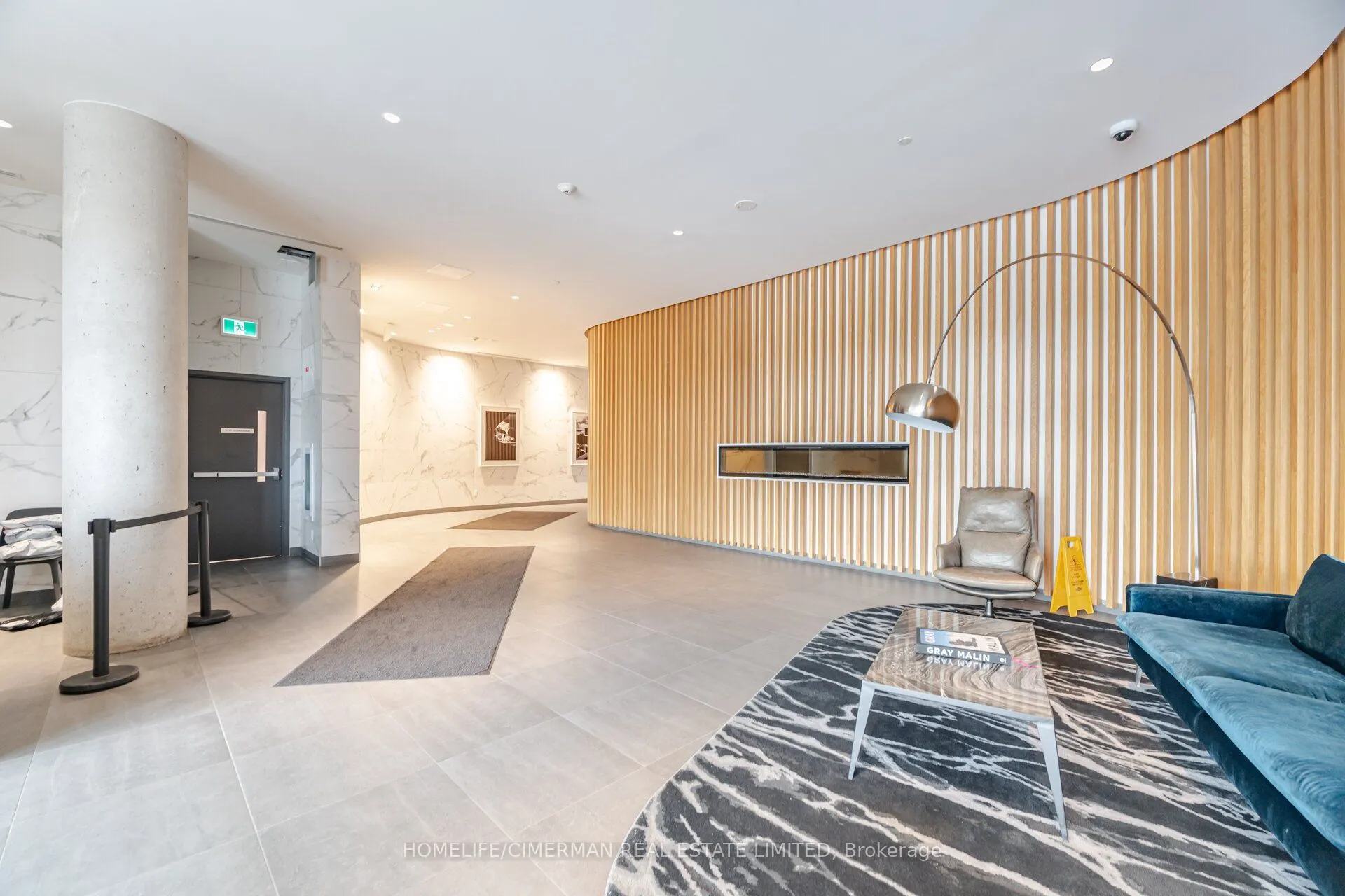 120 Varna Drive, #405