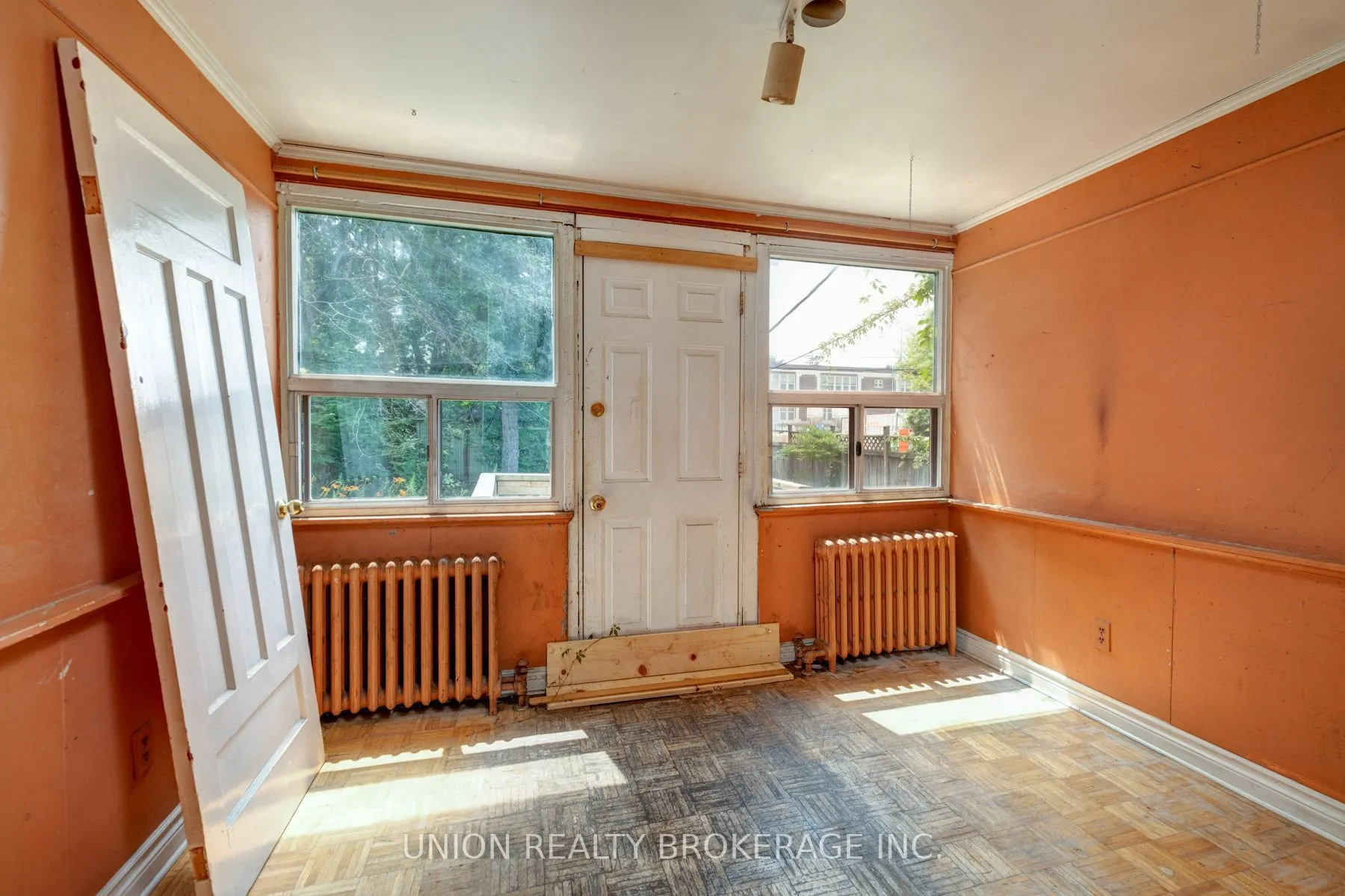 387 Millwood Road
