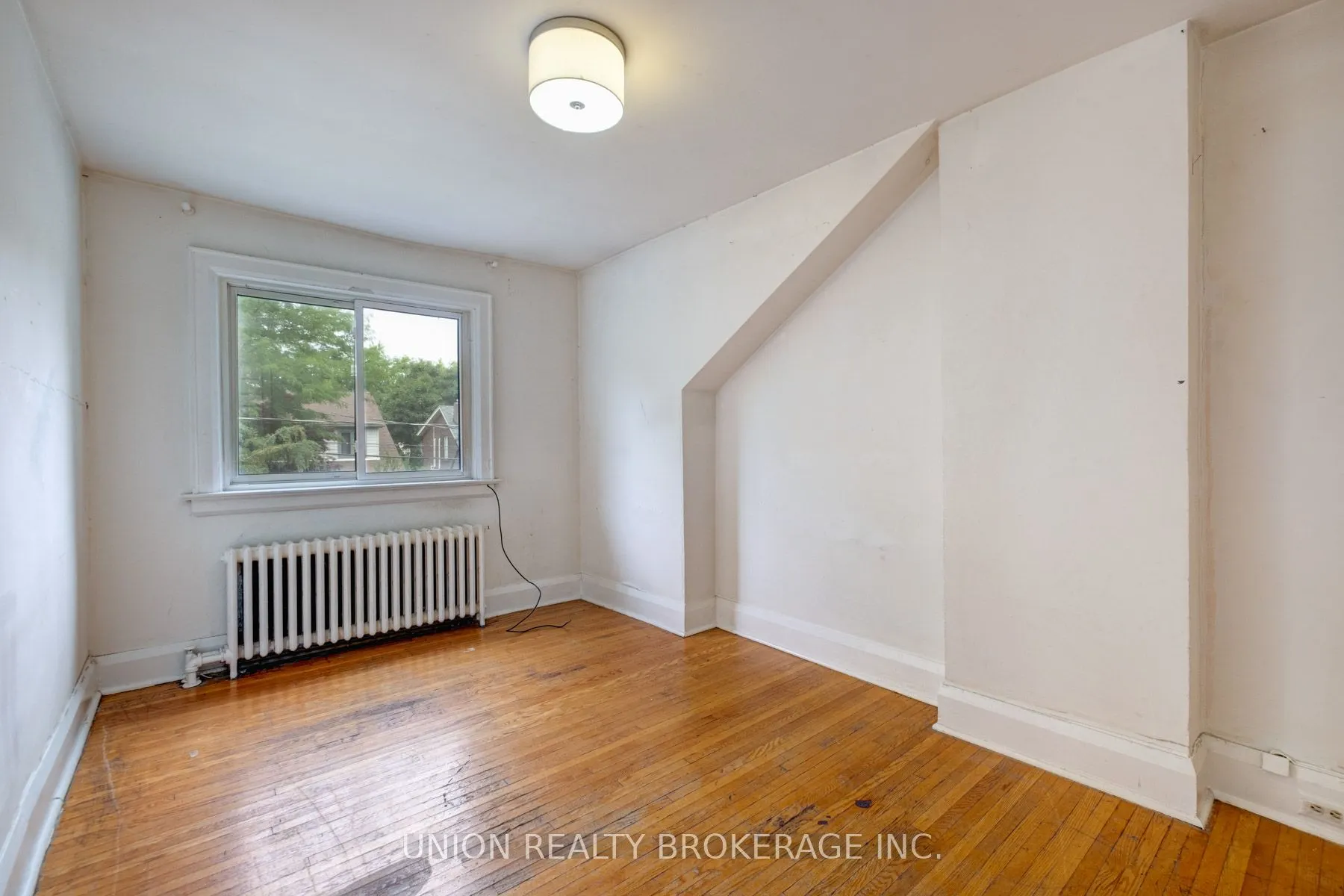 387 Millwood Road