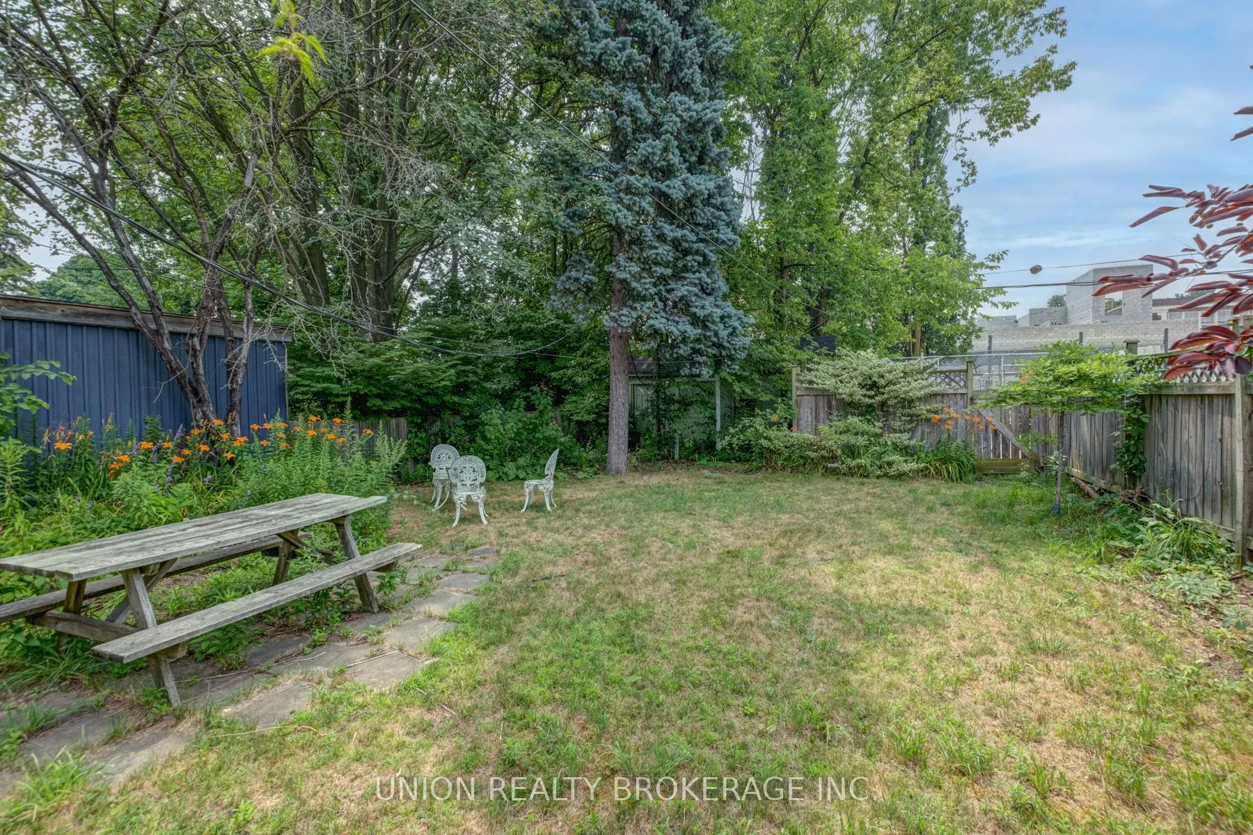 387 Millwood Road