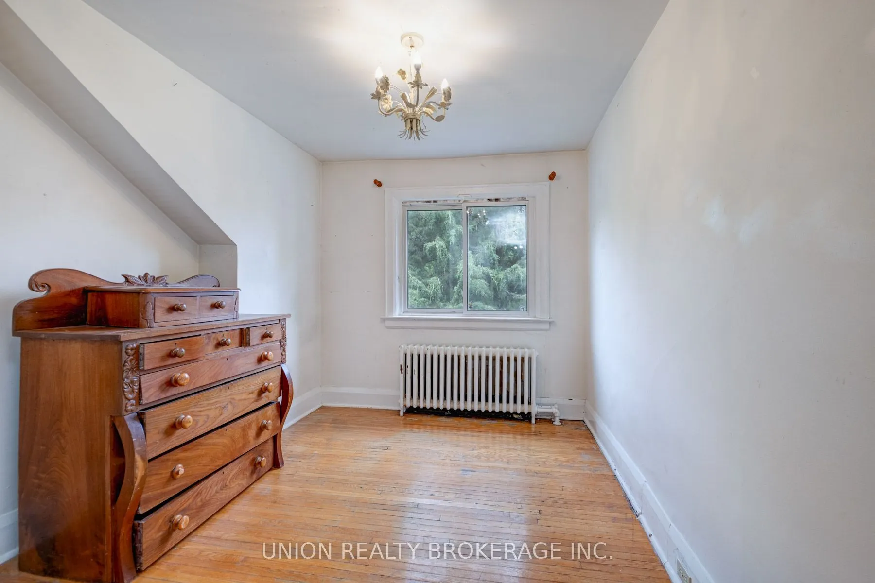 387 Millwood Road