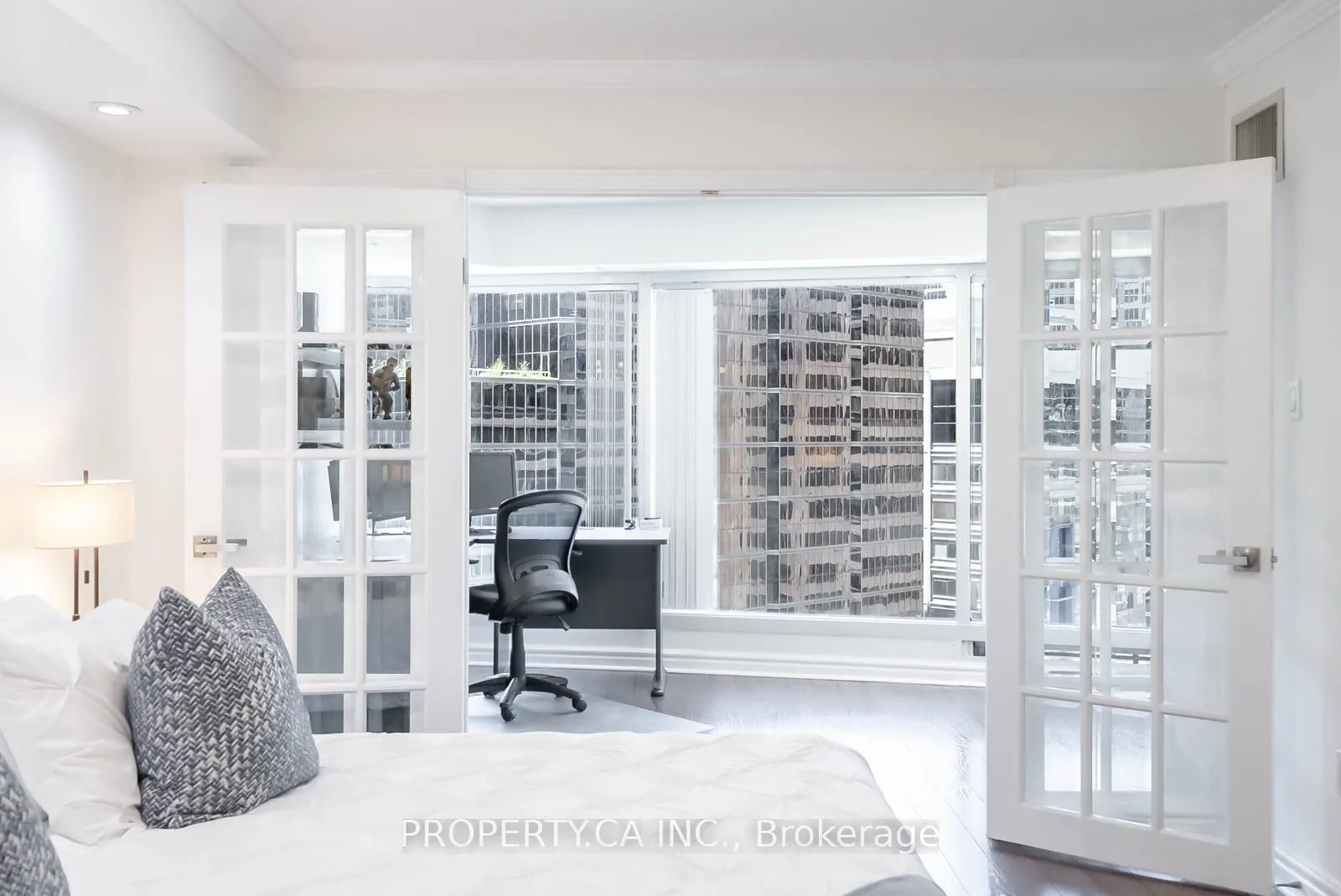 33 University Avenue, #1407