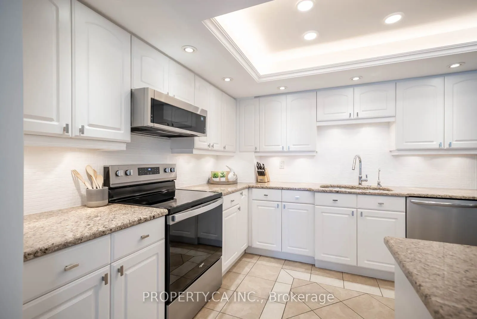 33 University Avenue, #1407