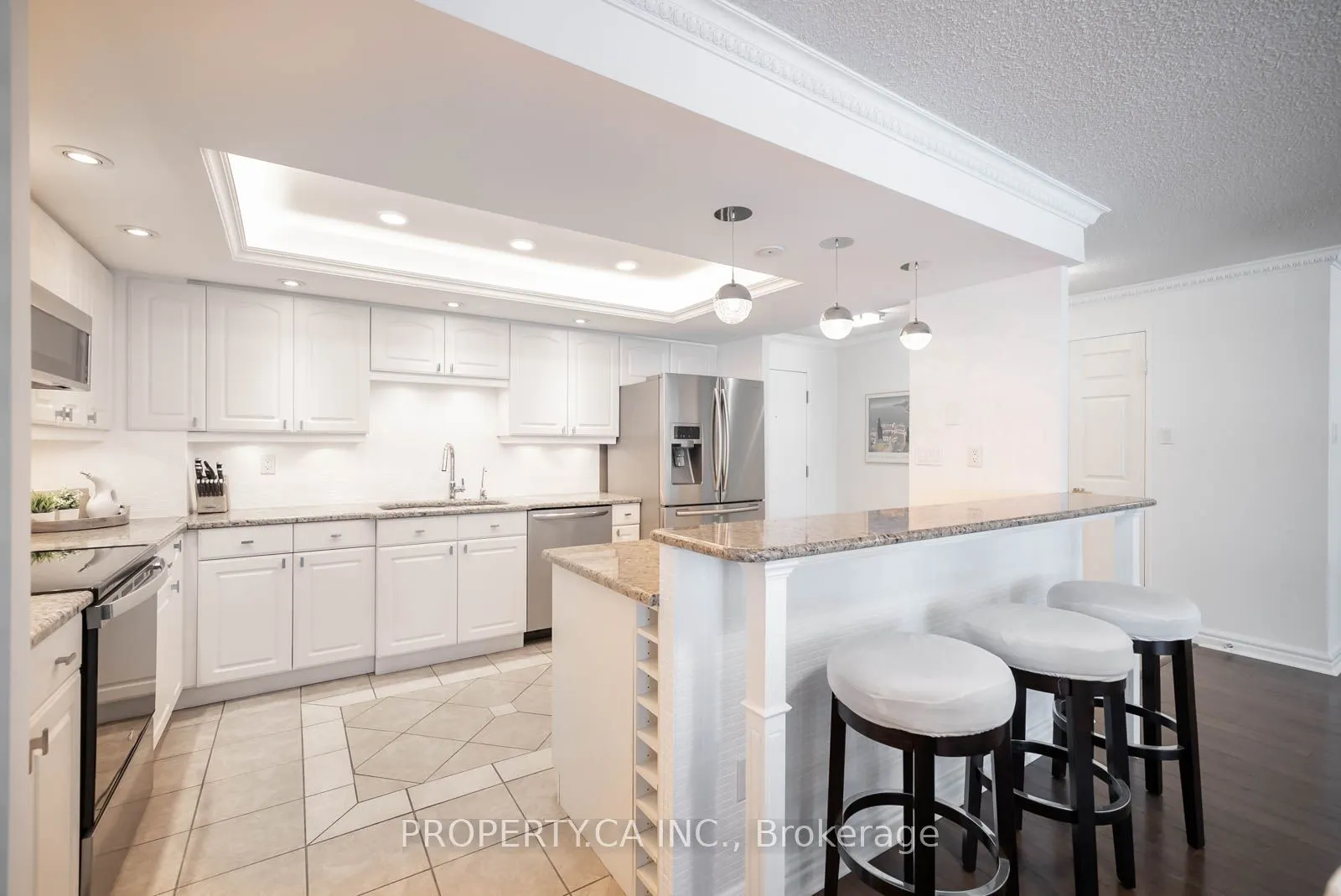 33 University Avenue, #1407
