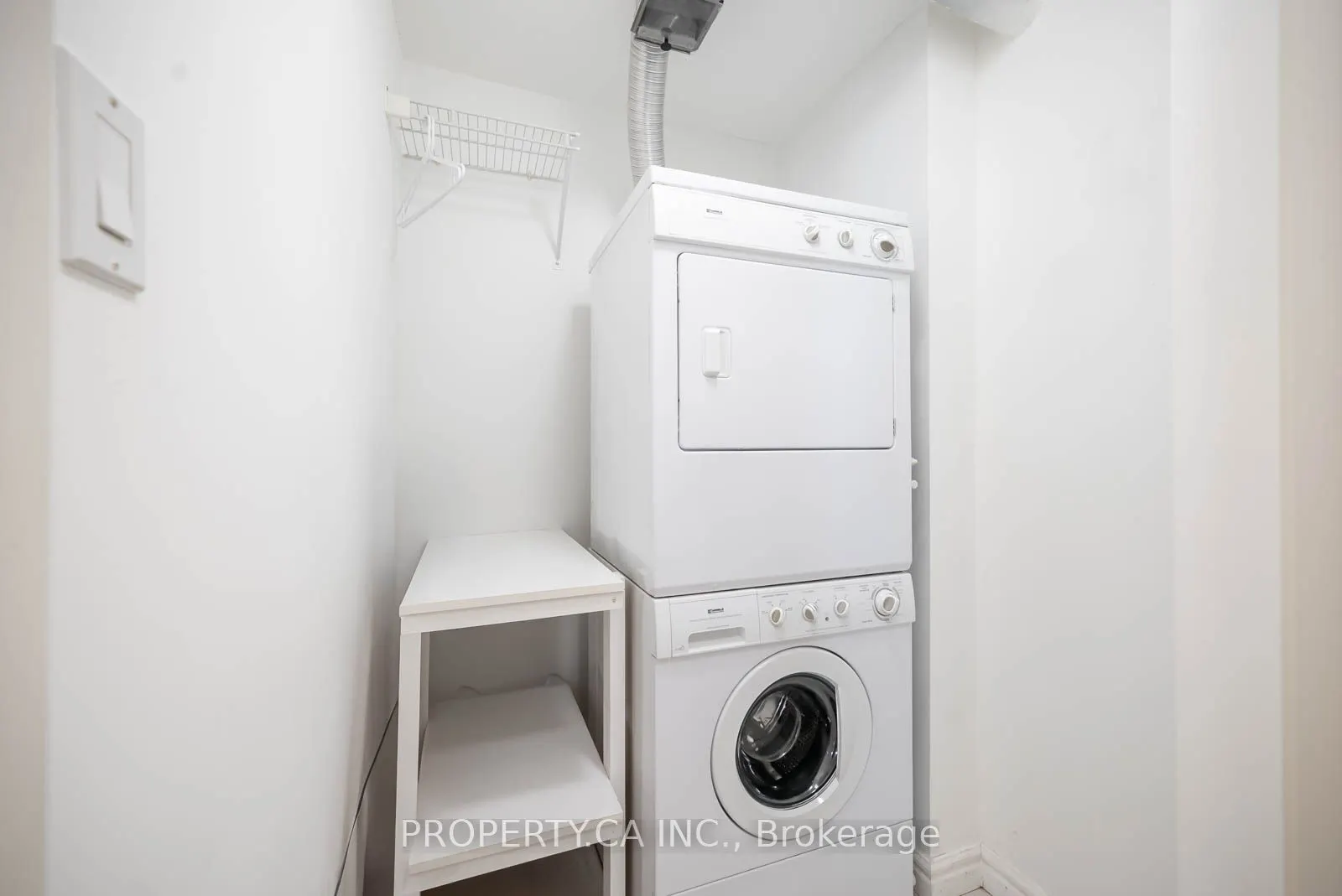 33 University Avenue, #1407