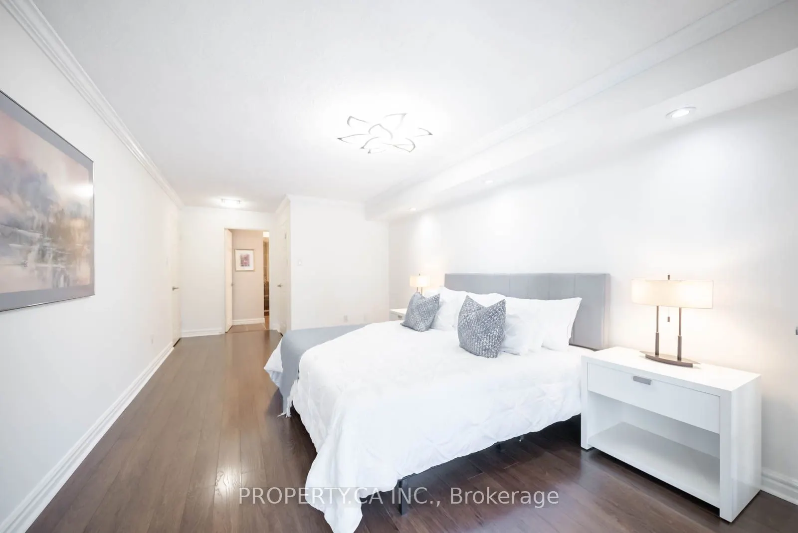 33 University Avenue, #1407