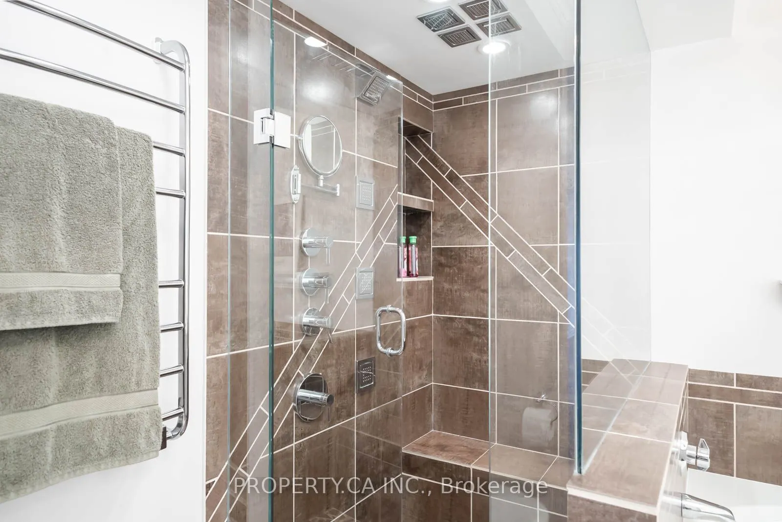 33 University Avenue, #1407