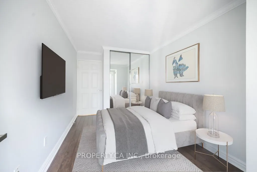33 University Avenue, #1407