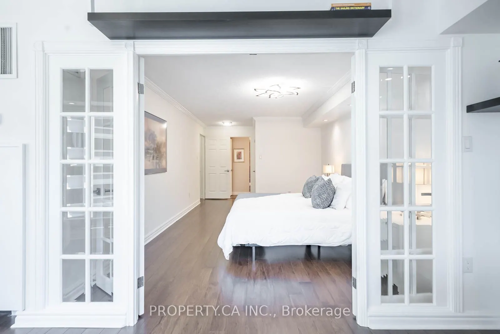 33 University Avenue, #1407