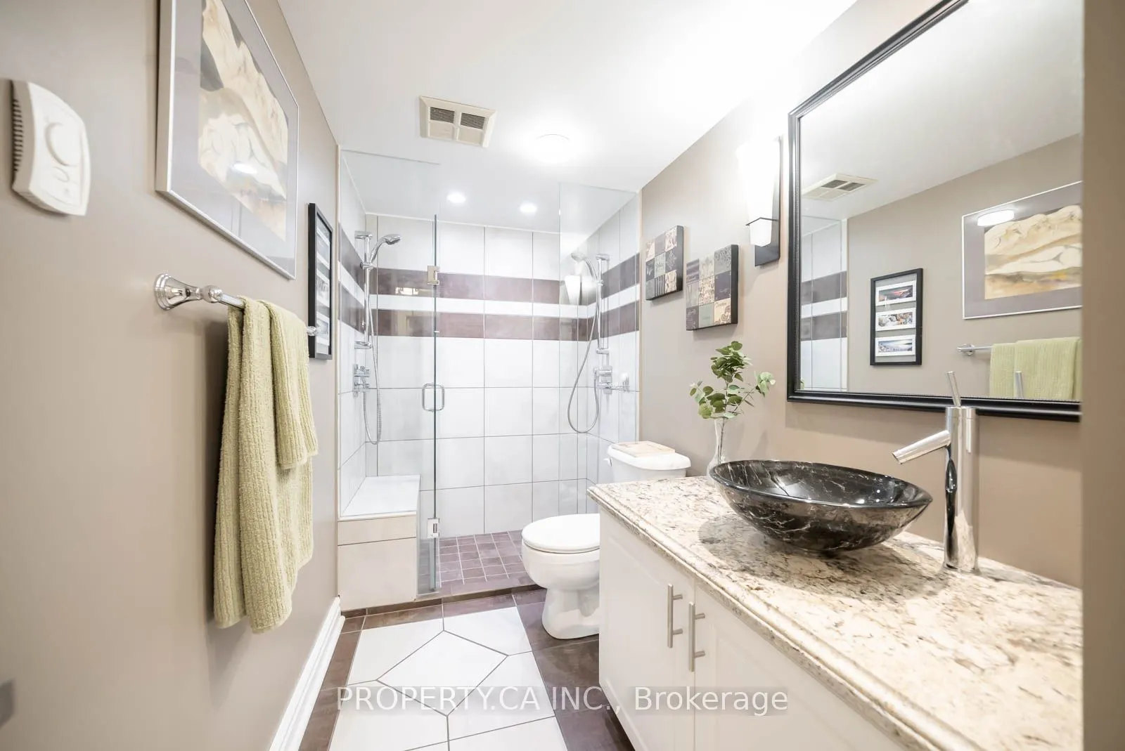 33 University Avenue, #1407