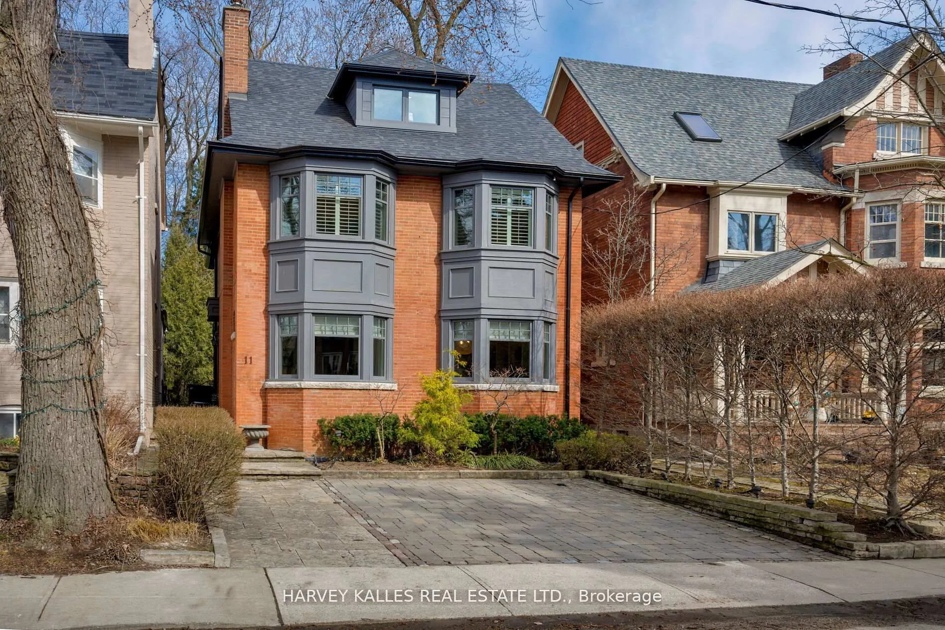 11 Hawthorn Avenue