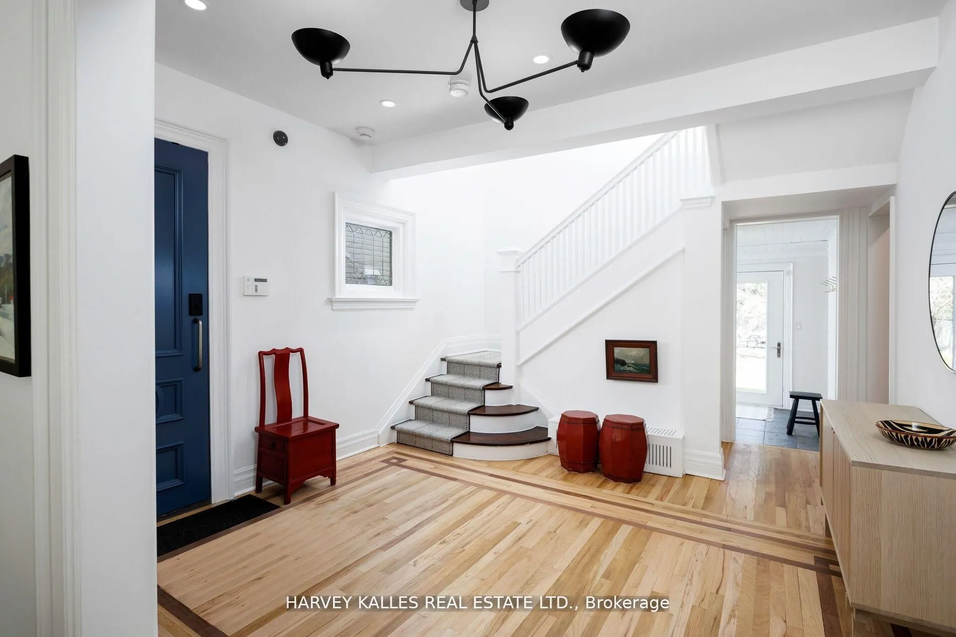 11 Hawthorn Avenue