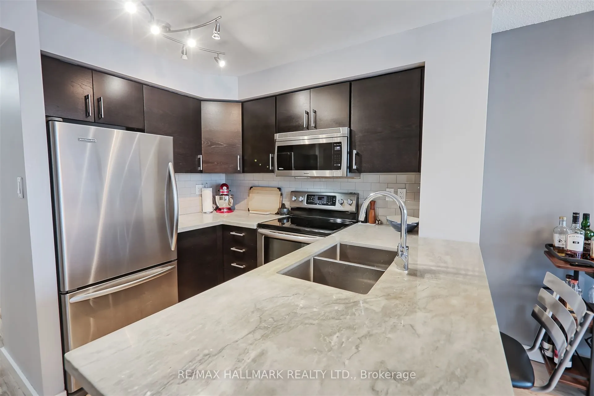 650 Queens Quay W, #509