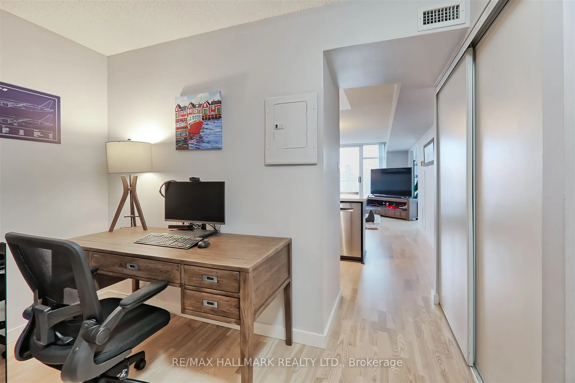 650 Queens Quay W, #509