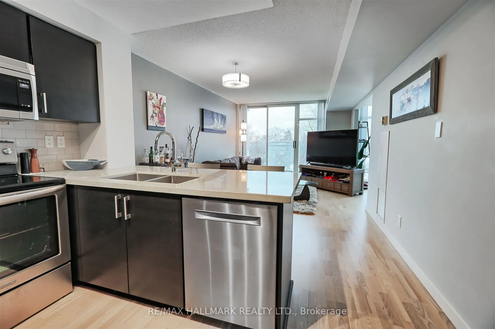 650 Queens Quay W, #509
