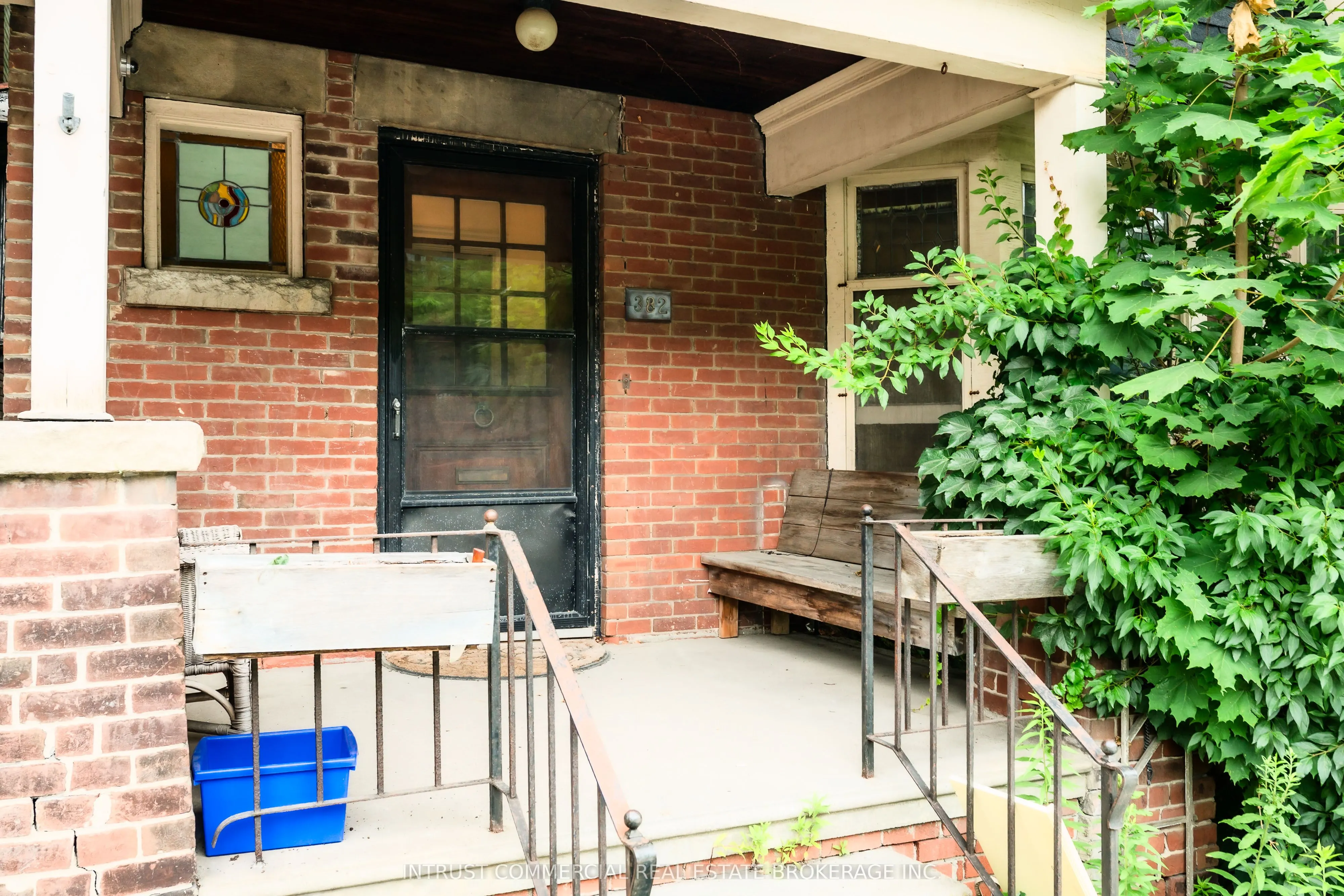 382 Spadina Road