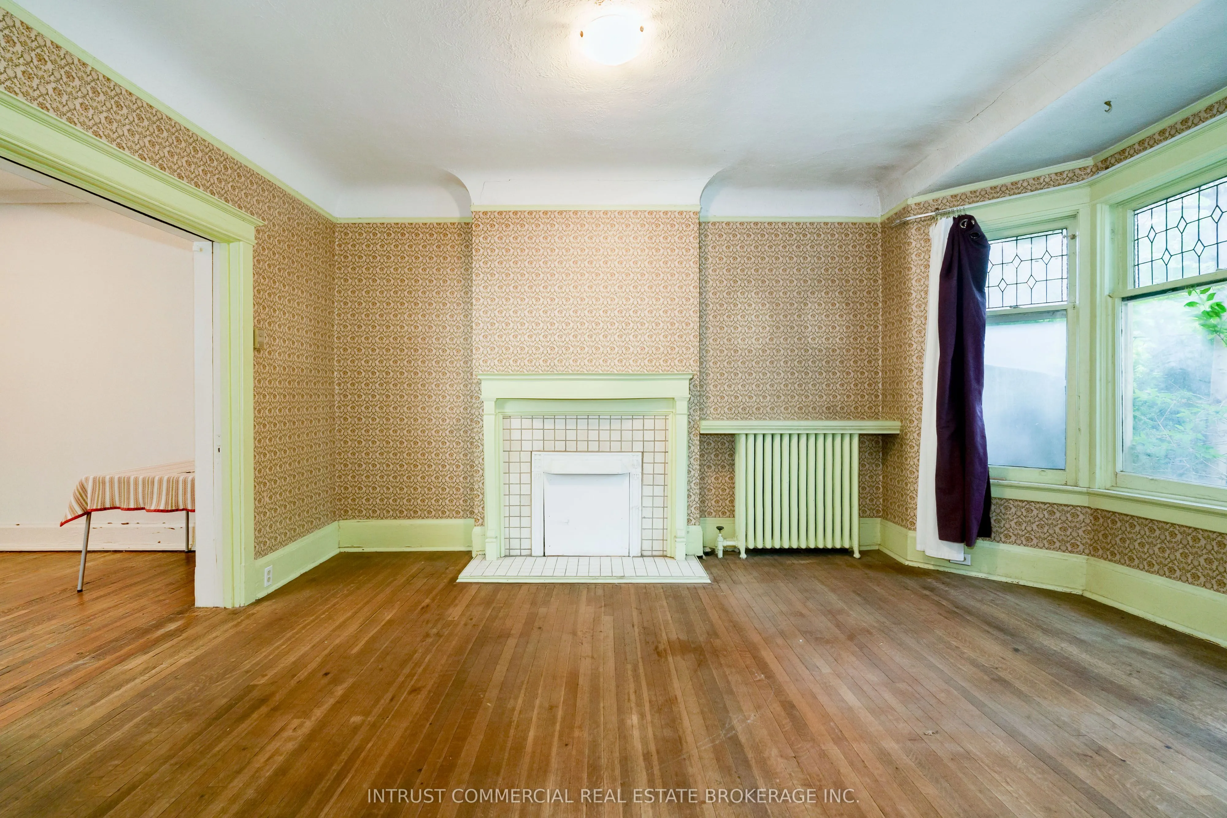 382 Spadina Road