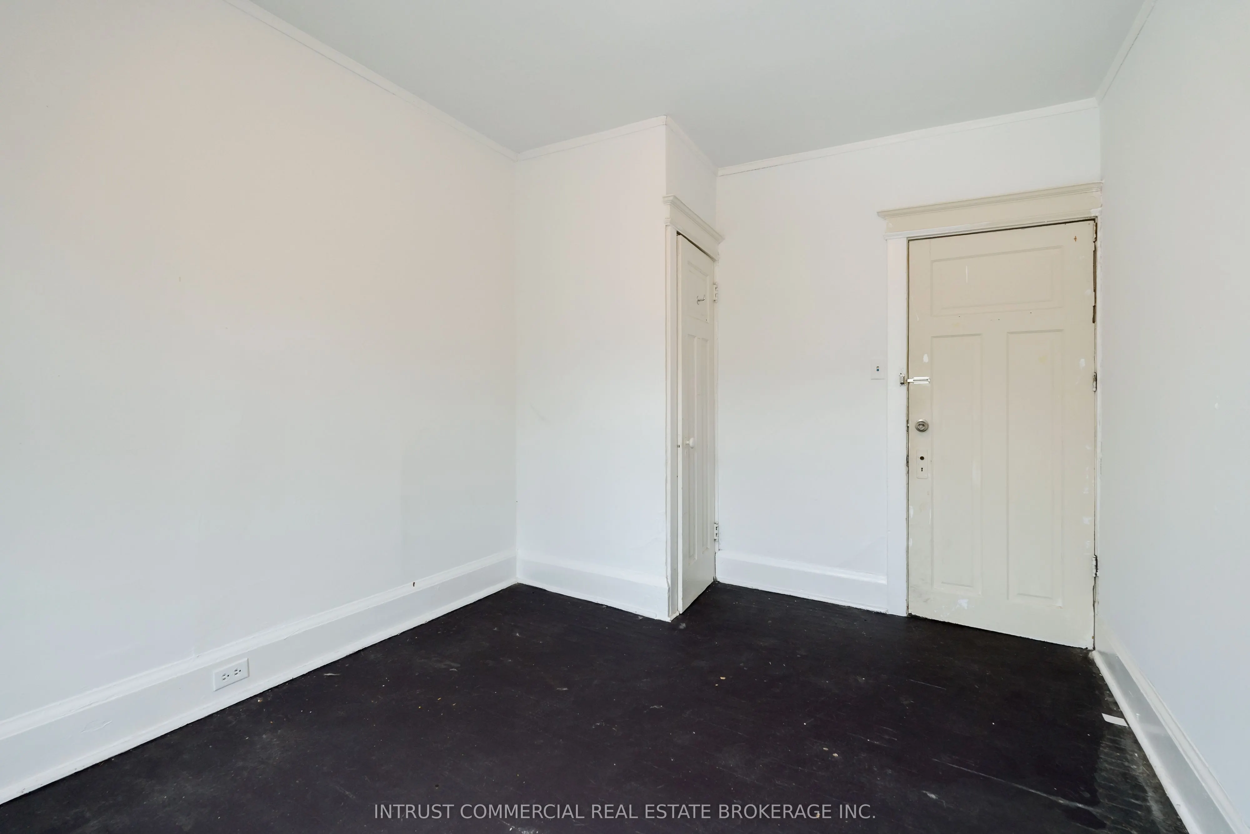 382 Spadina Road