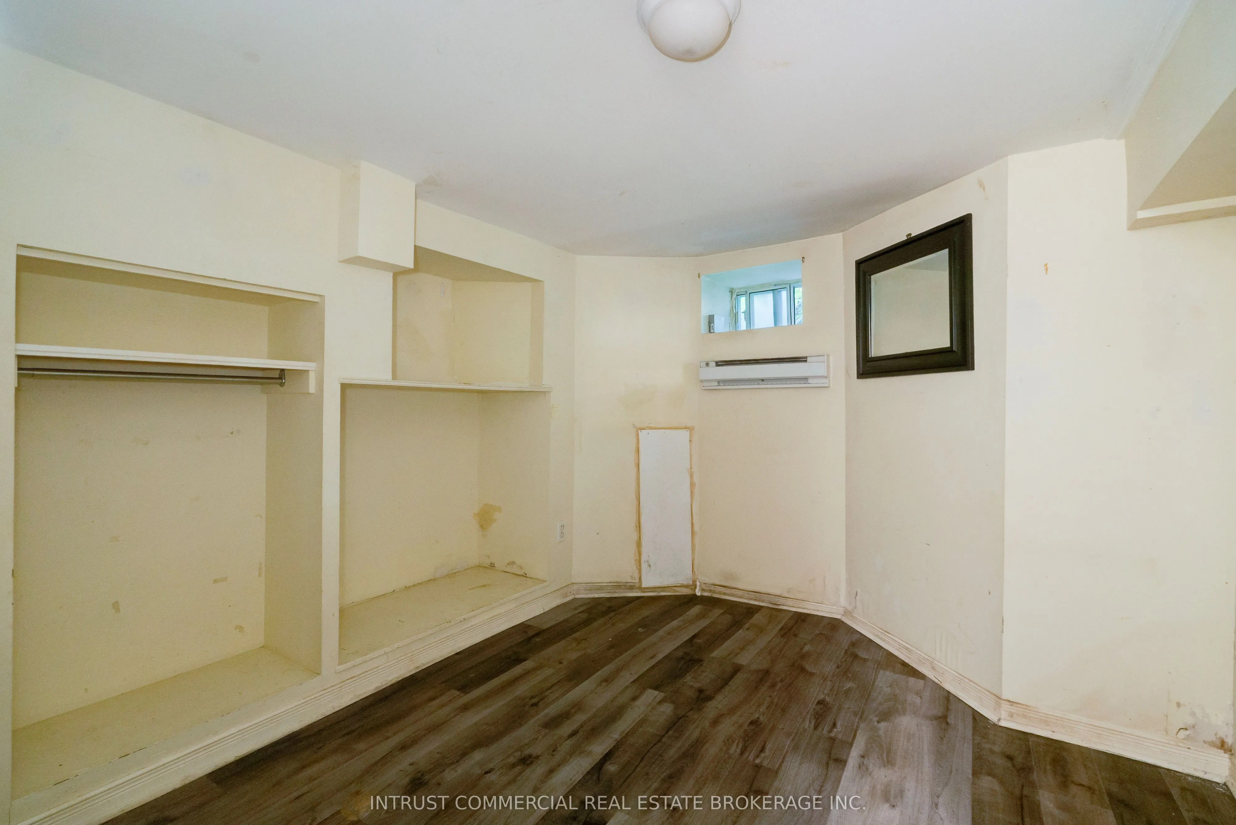 382 Spadina Road