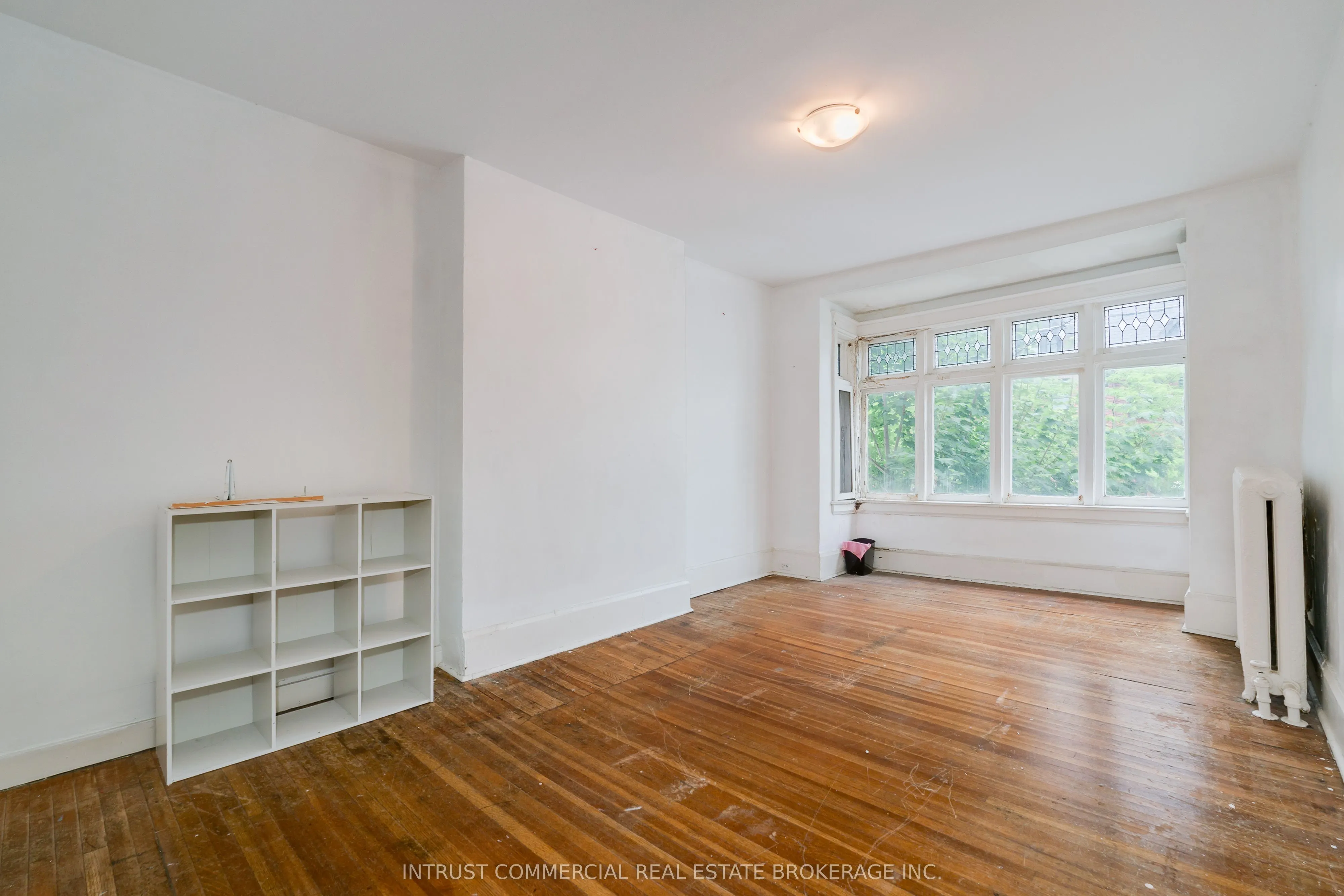 382 Spadina Road
