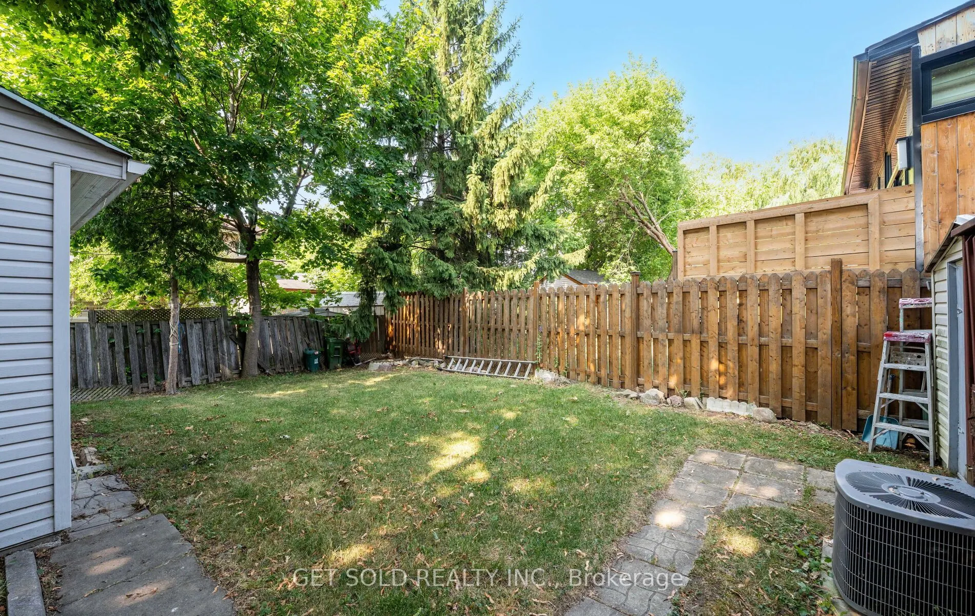 10 Dunboyne Court