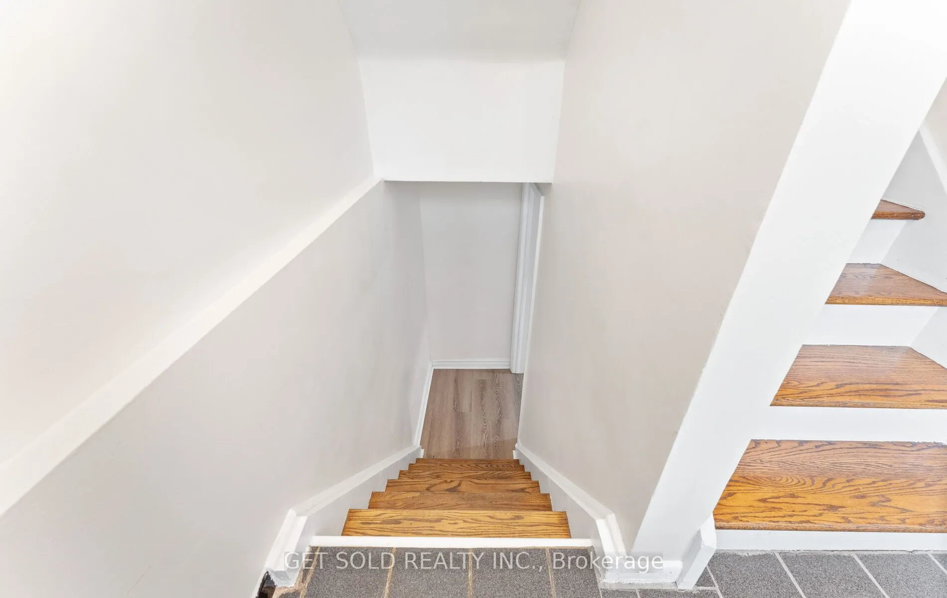 10 Dunboyne Court