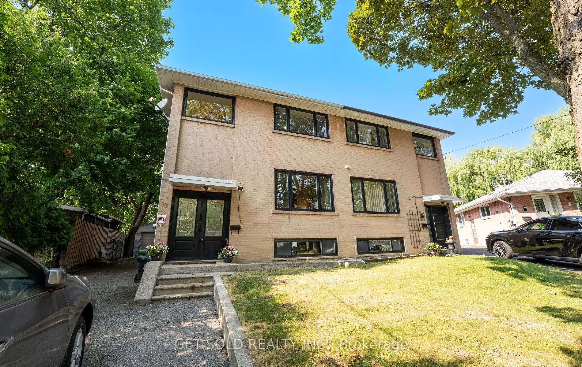 10 Dunboyne Court