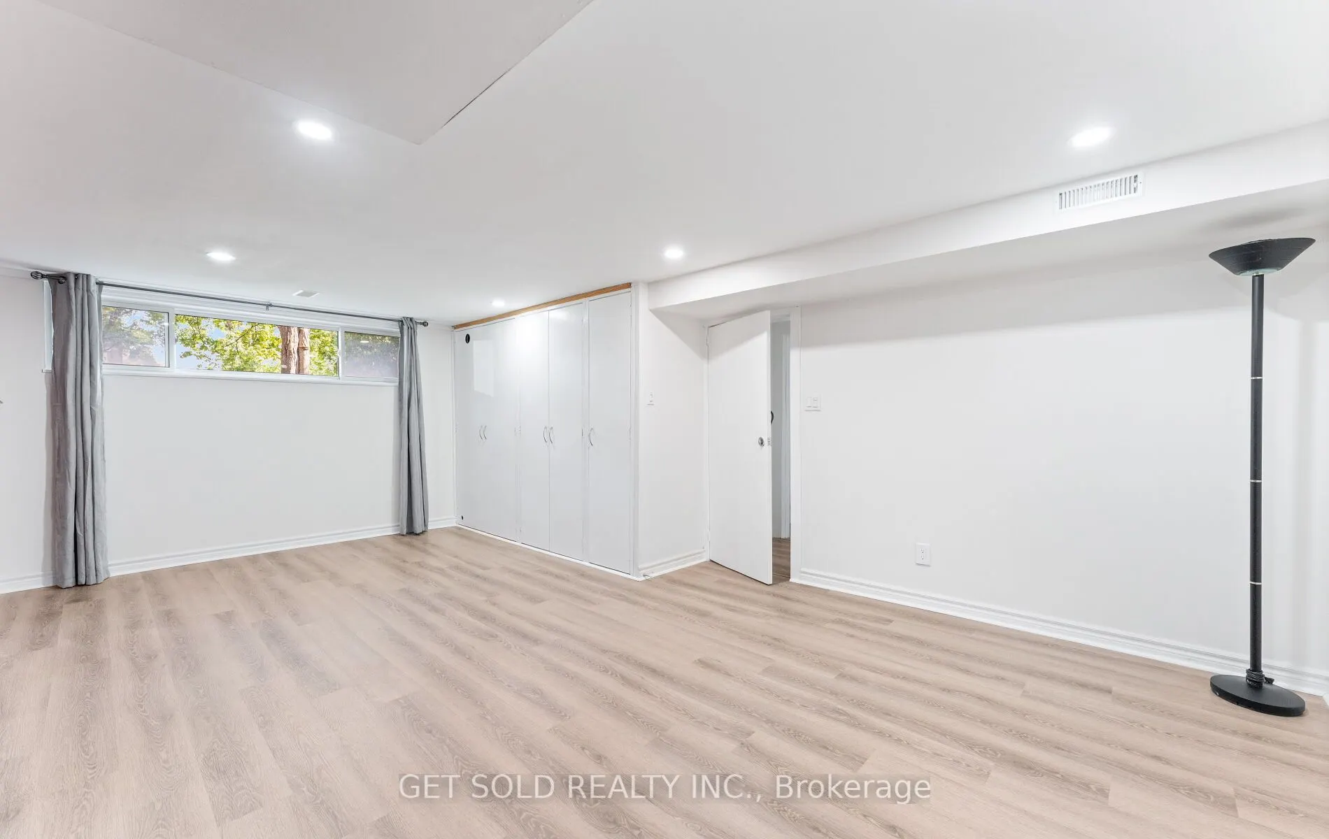 10 Dunboyne Court