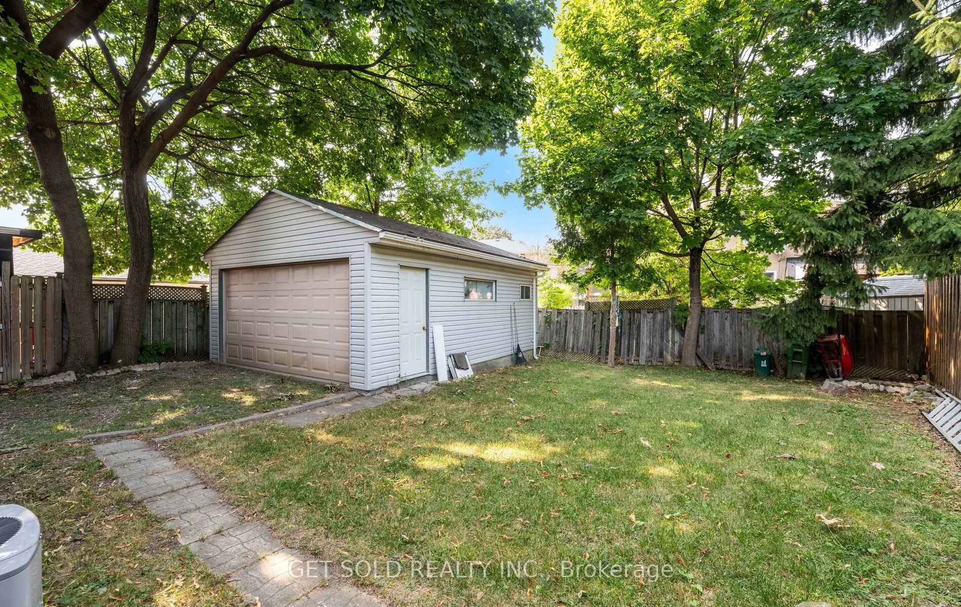 10 Dunboyne Court