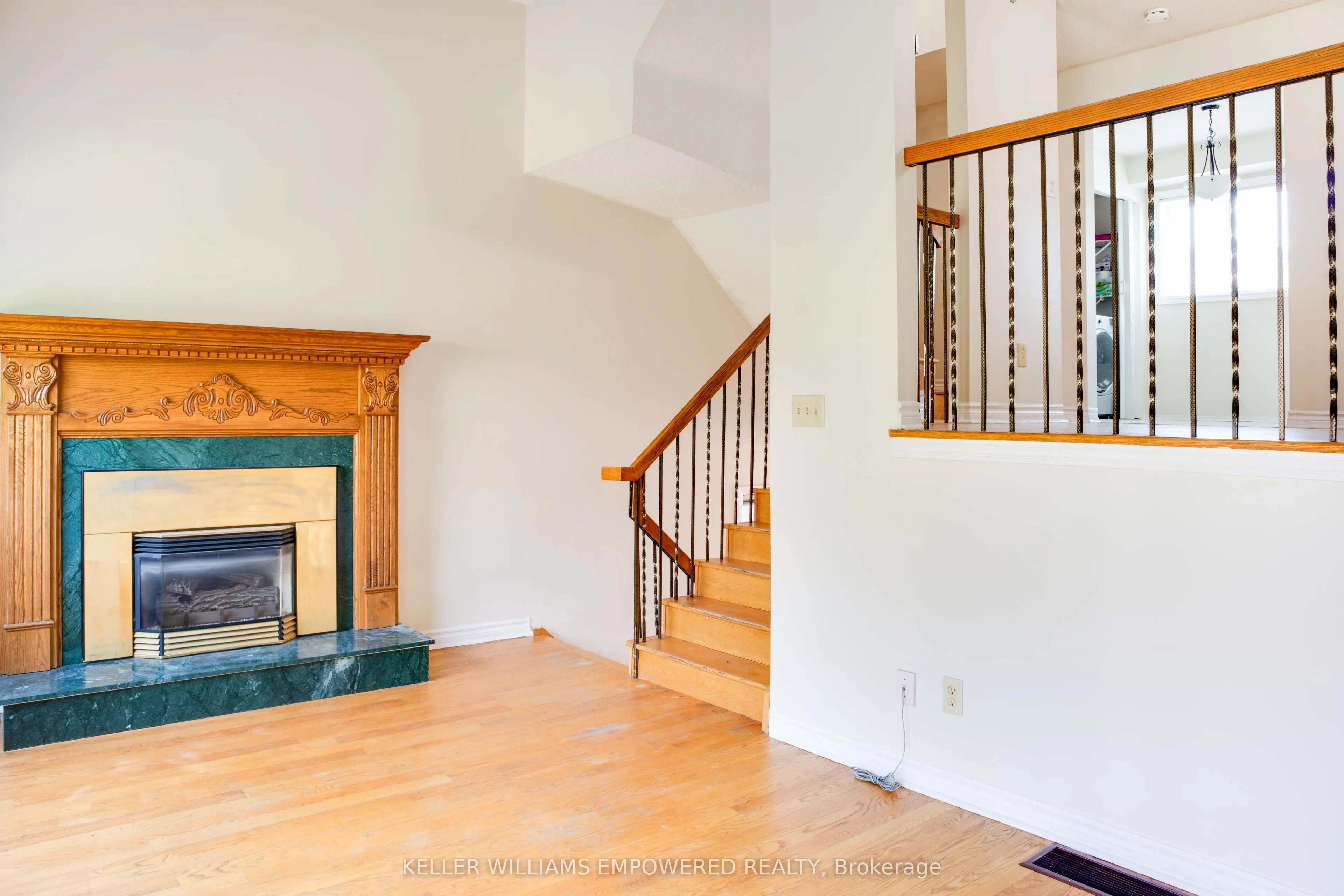 54 Carnival Court