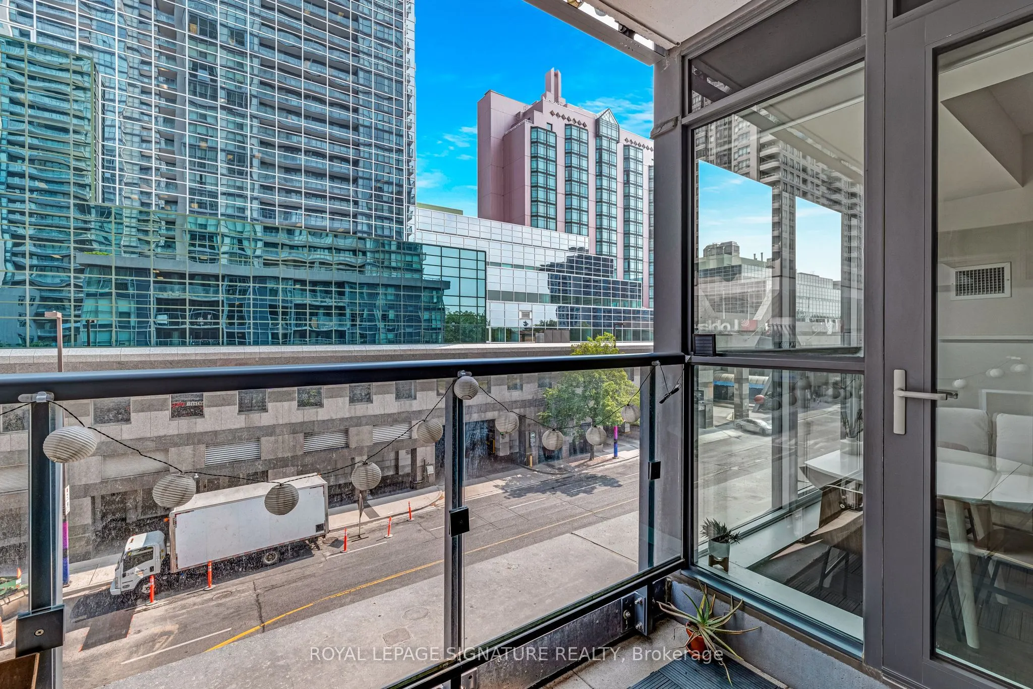 5162 Yonge Street, #3-109