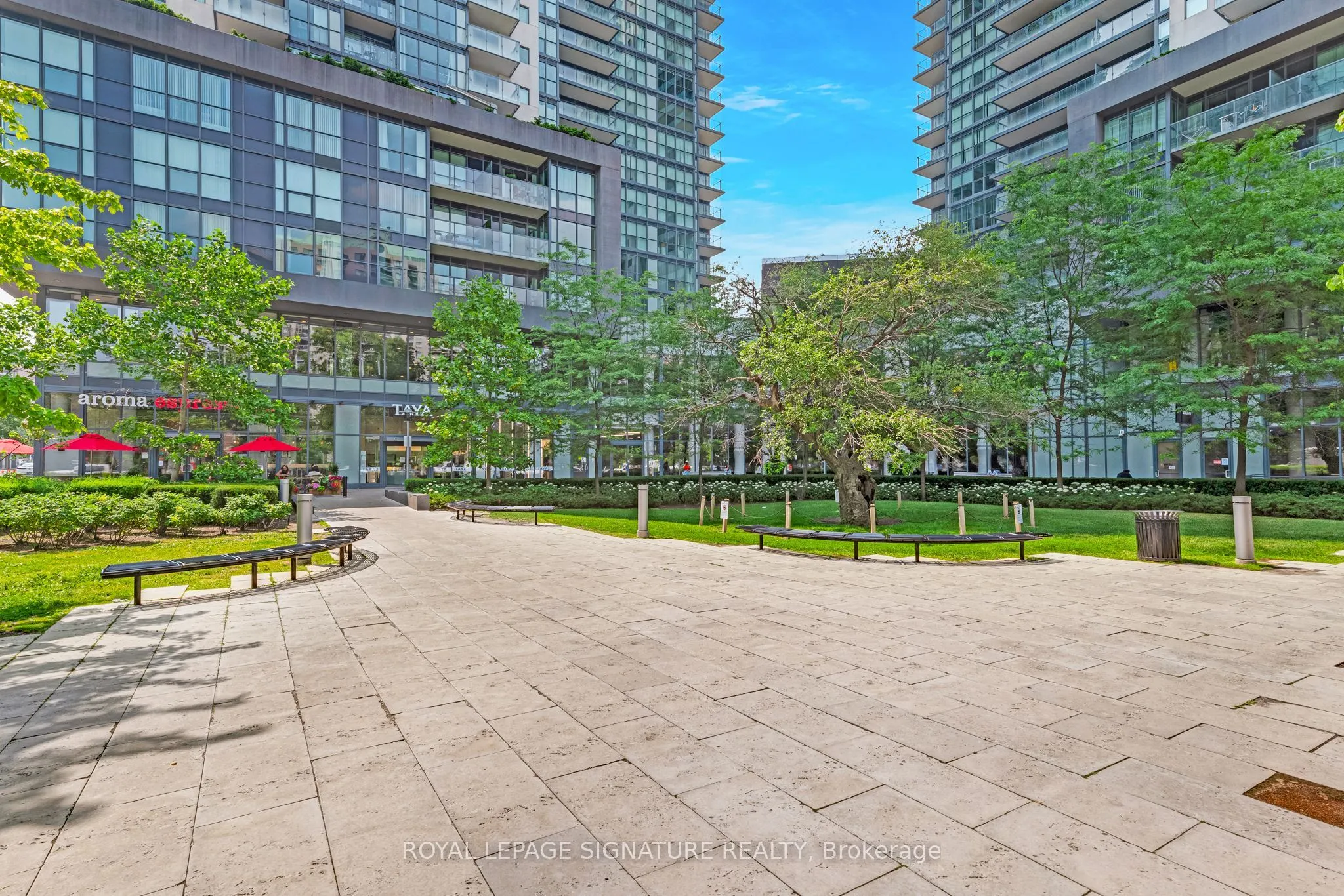 5162 Yonge Street, #3-109