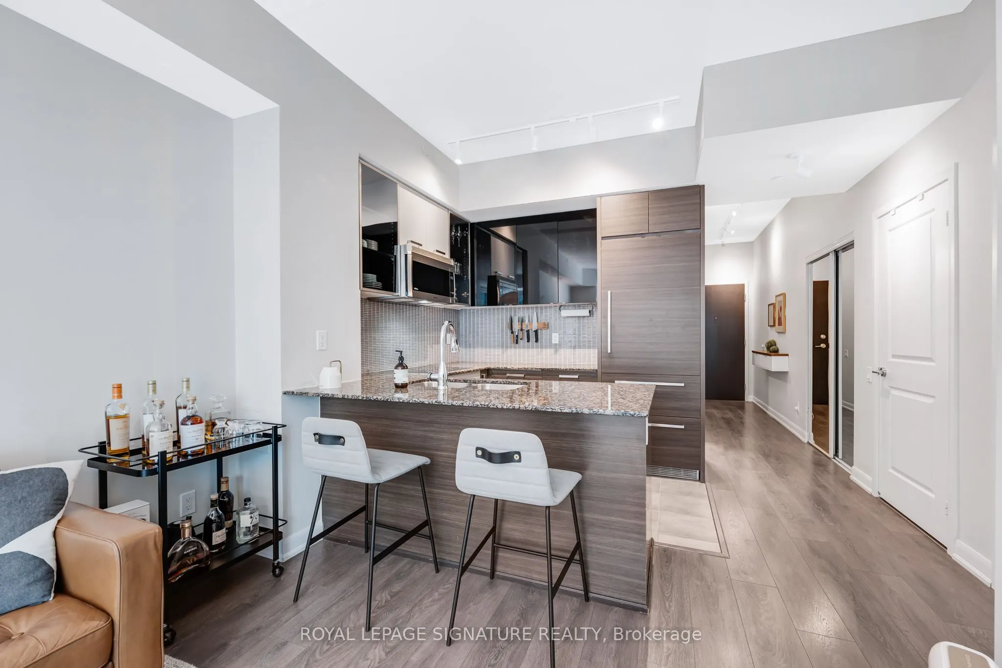 5162 Yonge Street, #3-109