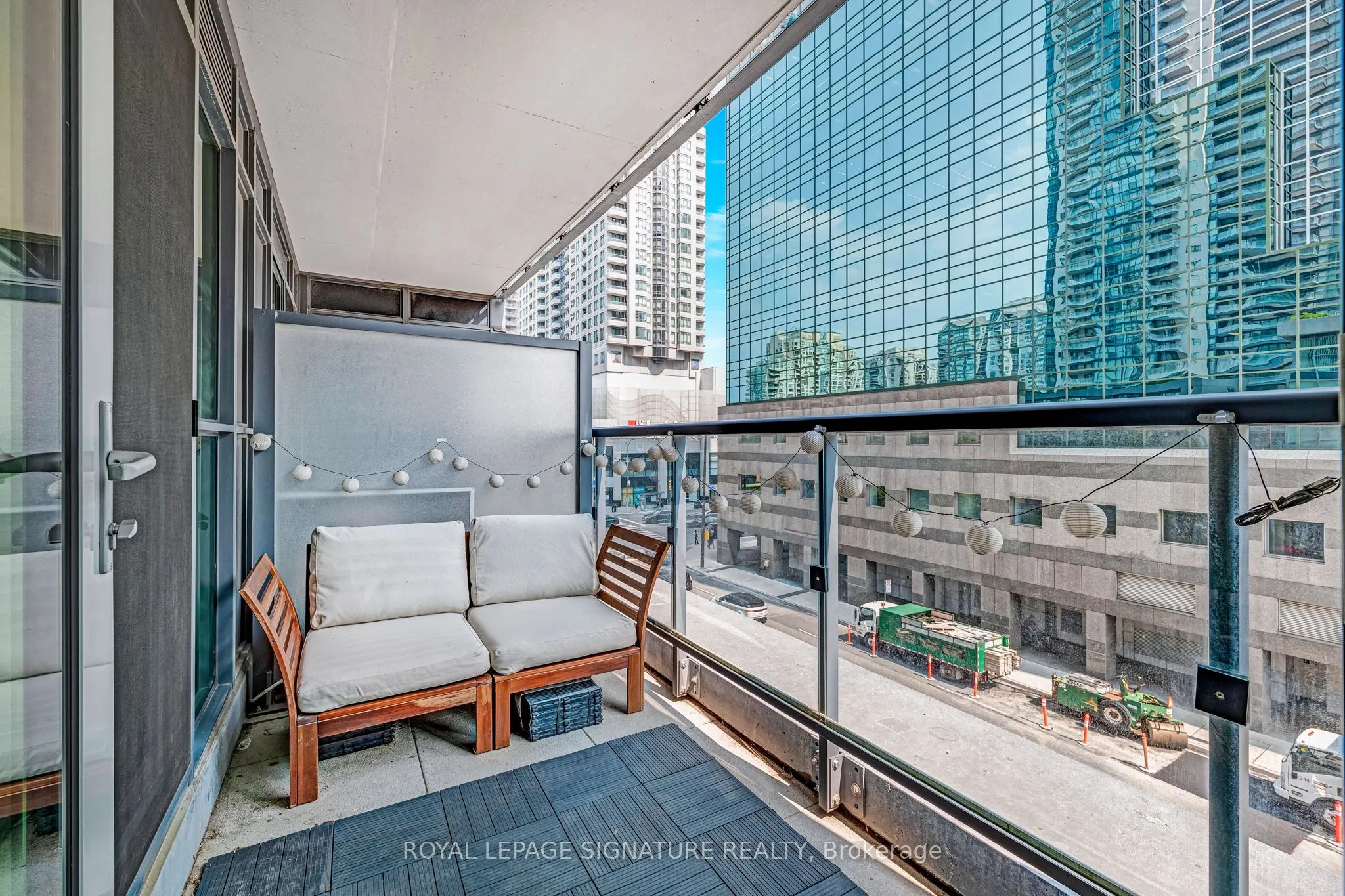 5162 Yonge Street, #3-109