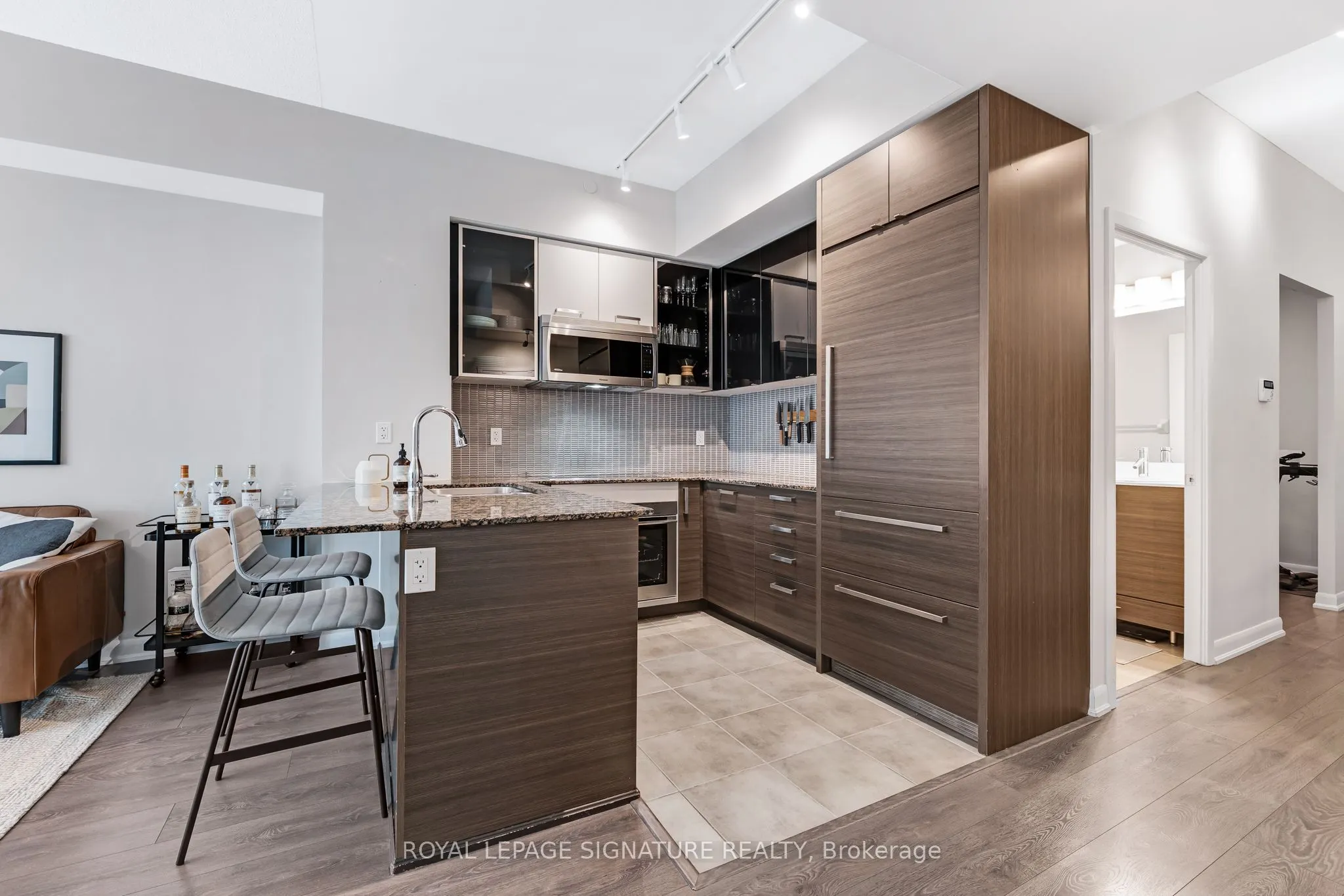 5162 Yonge Street, #3-109
