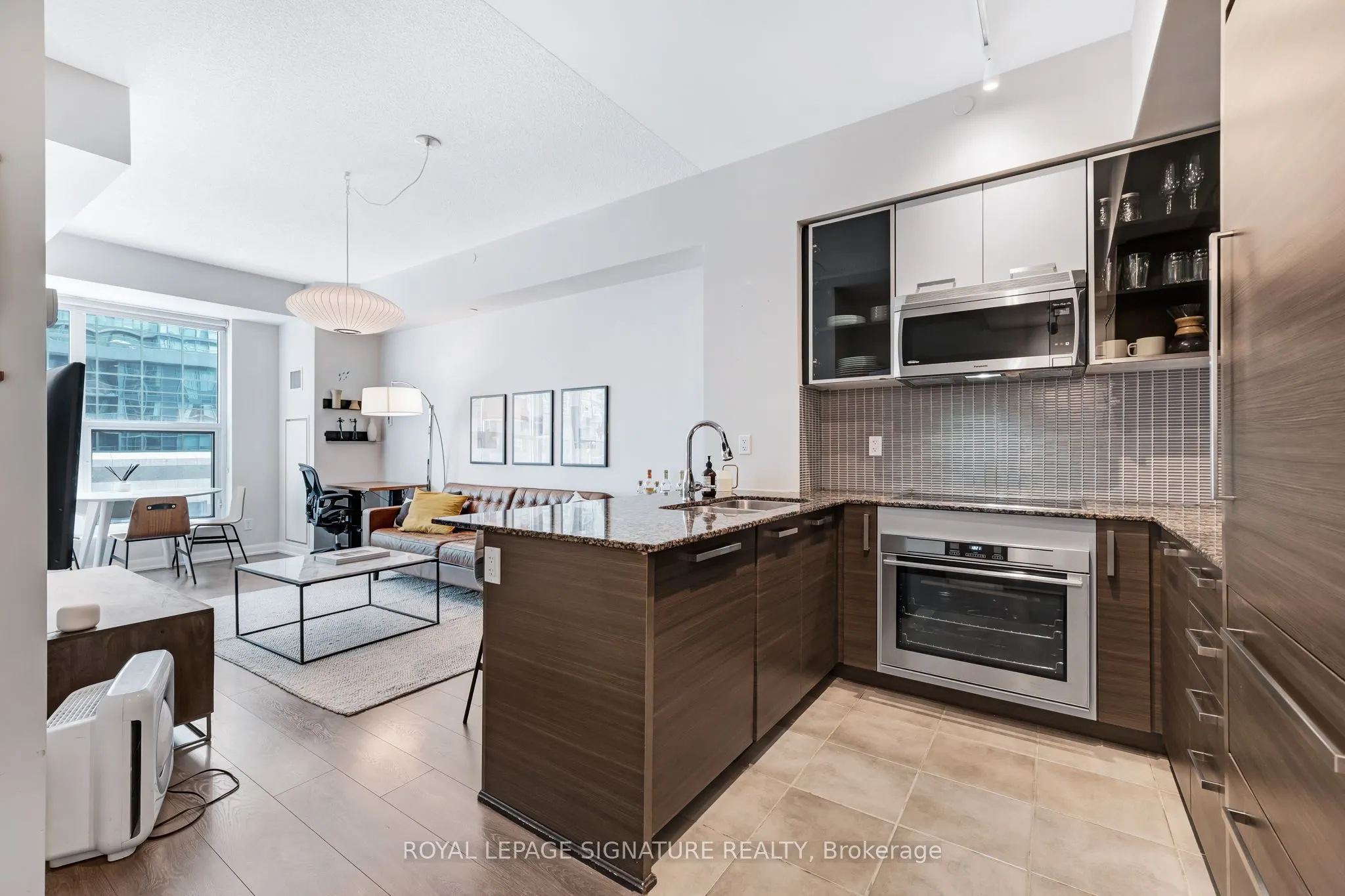 5162 Yonge Street, #3-109
