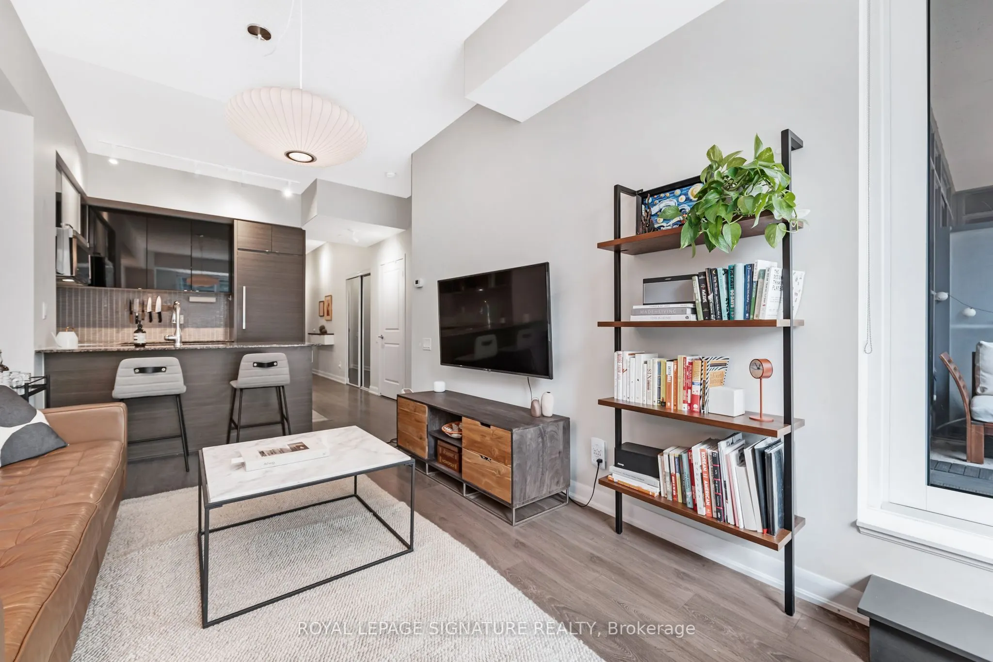 5162 Yonge Street, #3-109