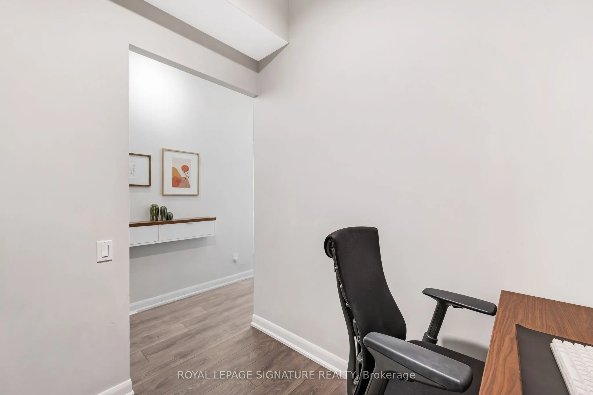 5162 Yonge Street, #3-109