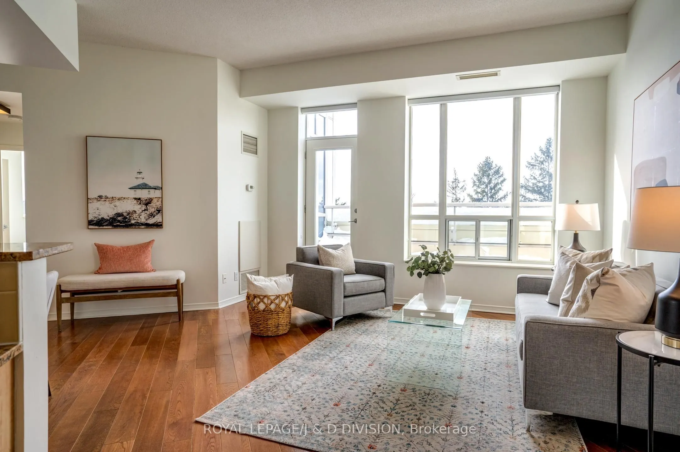 451 Rosewell Avenue, #601
