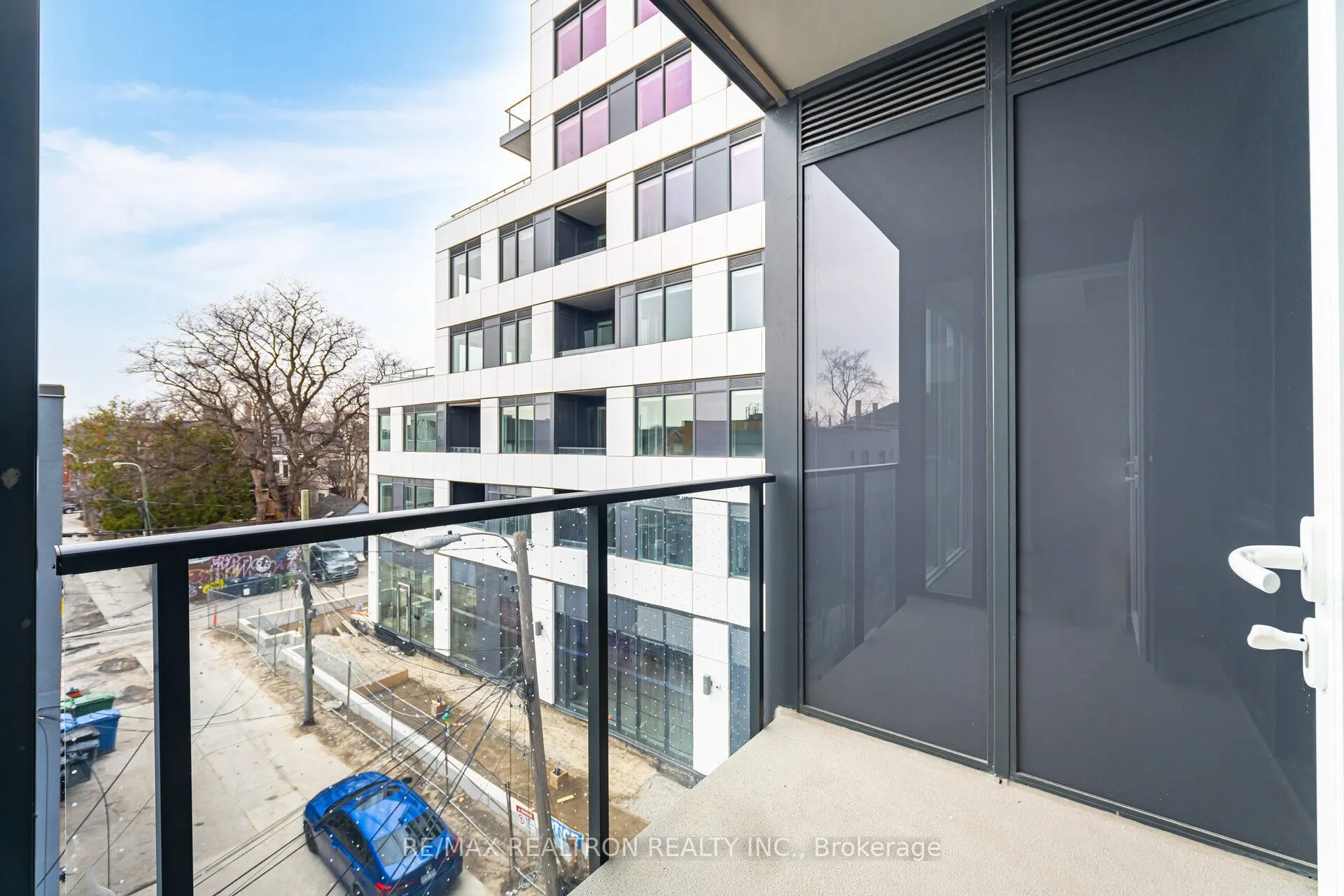 664 Spadina Avenue, #316