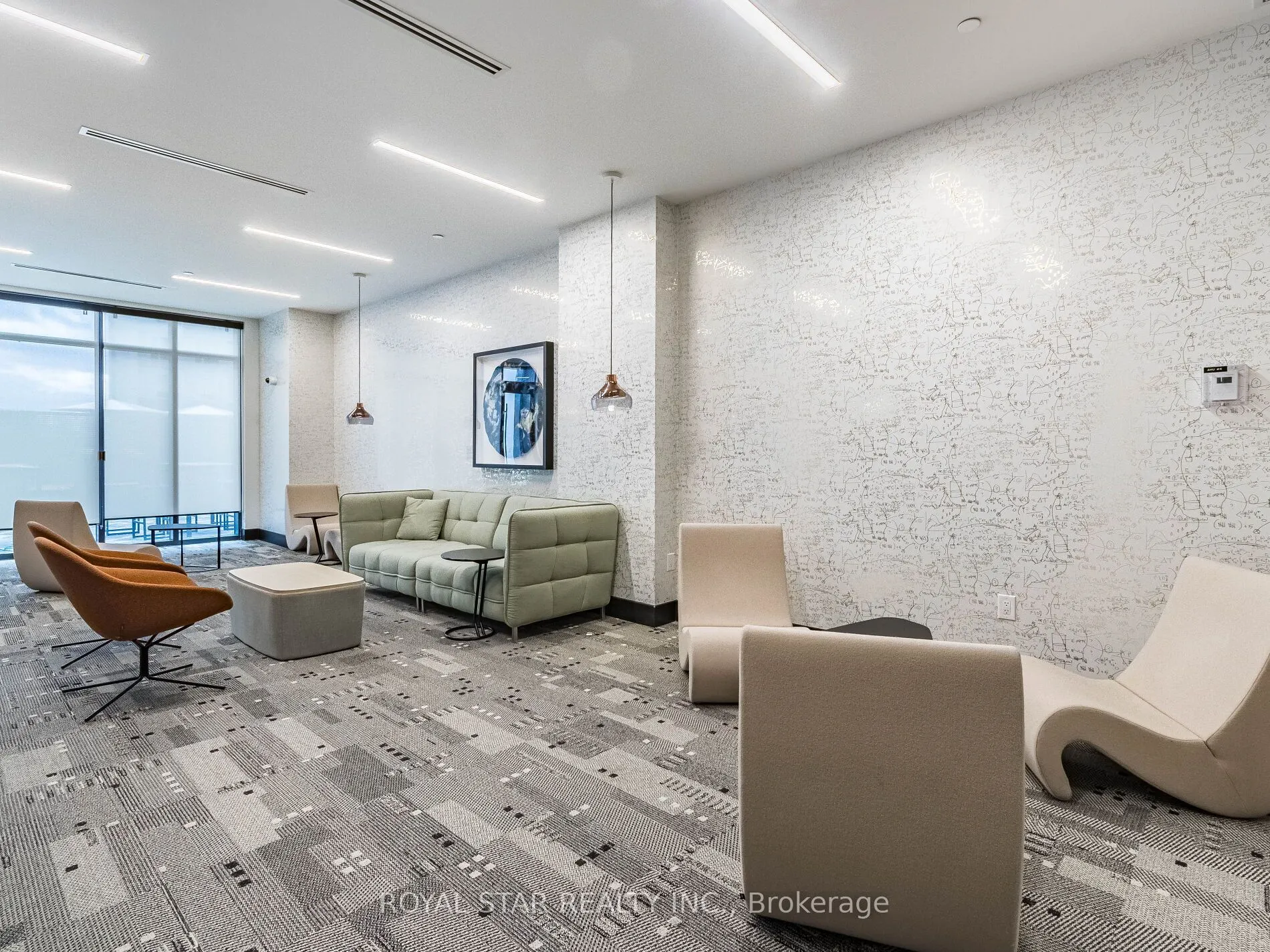 35 Tubman Avenue, #913