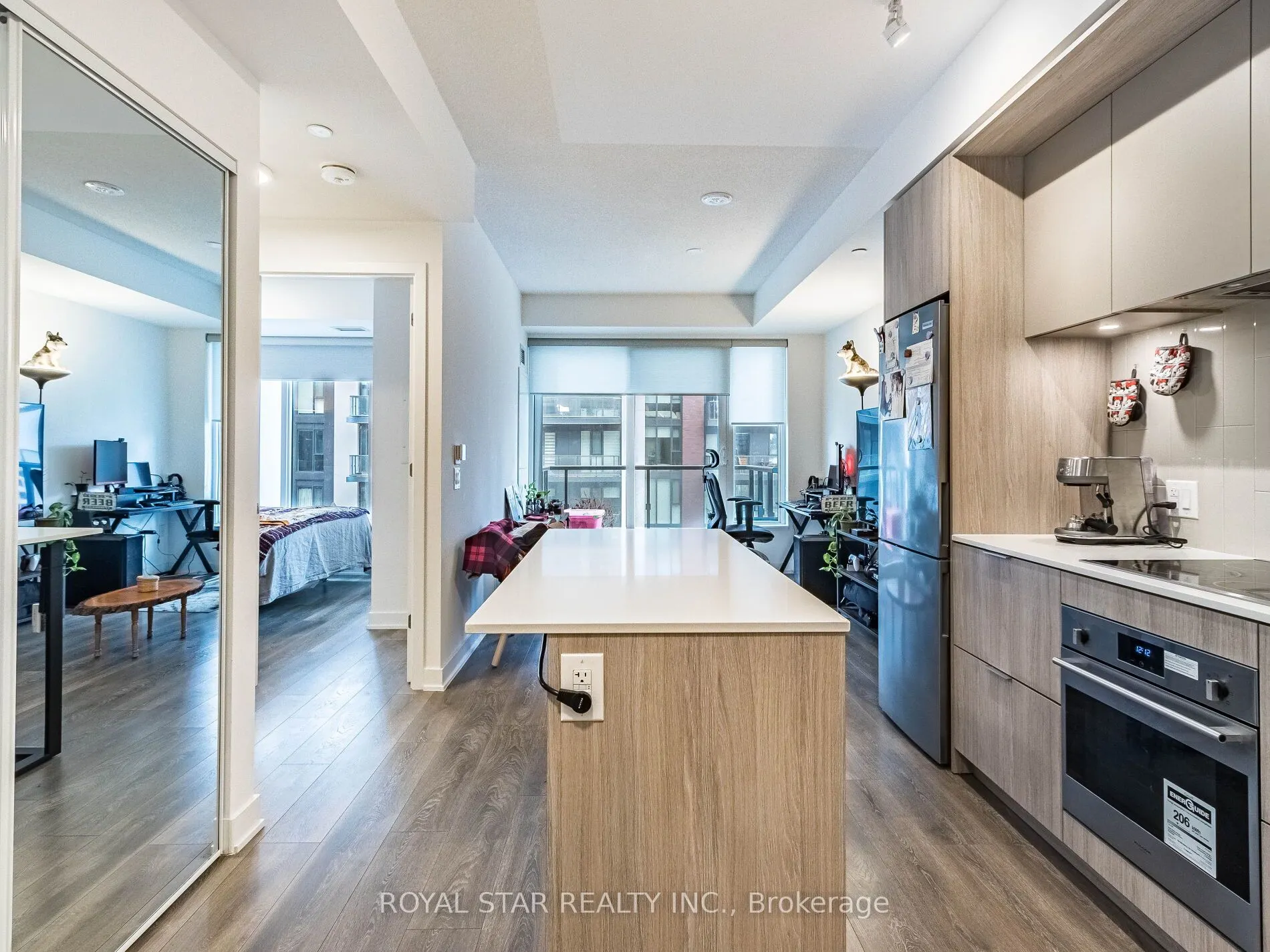 35 Tubman Avenue, #913