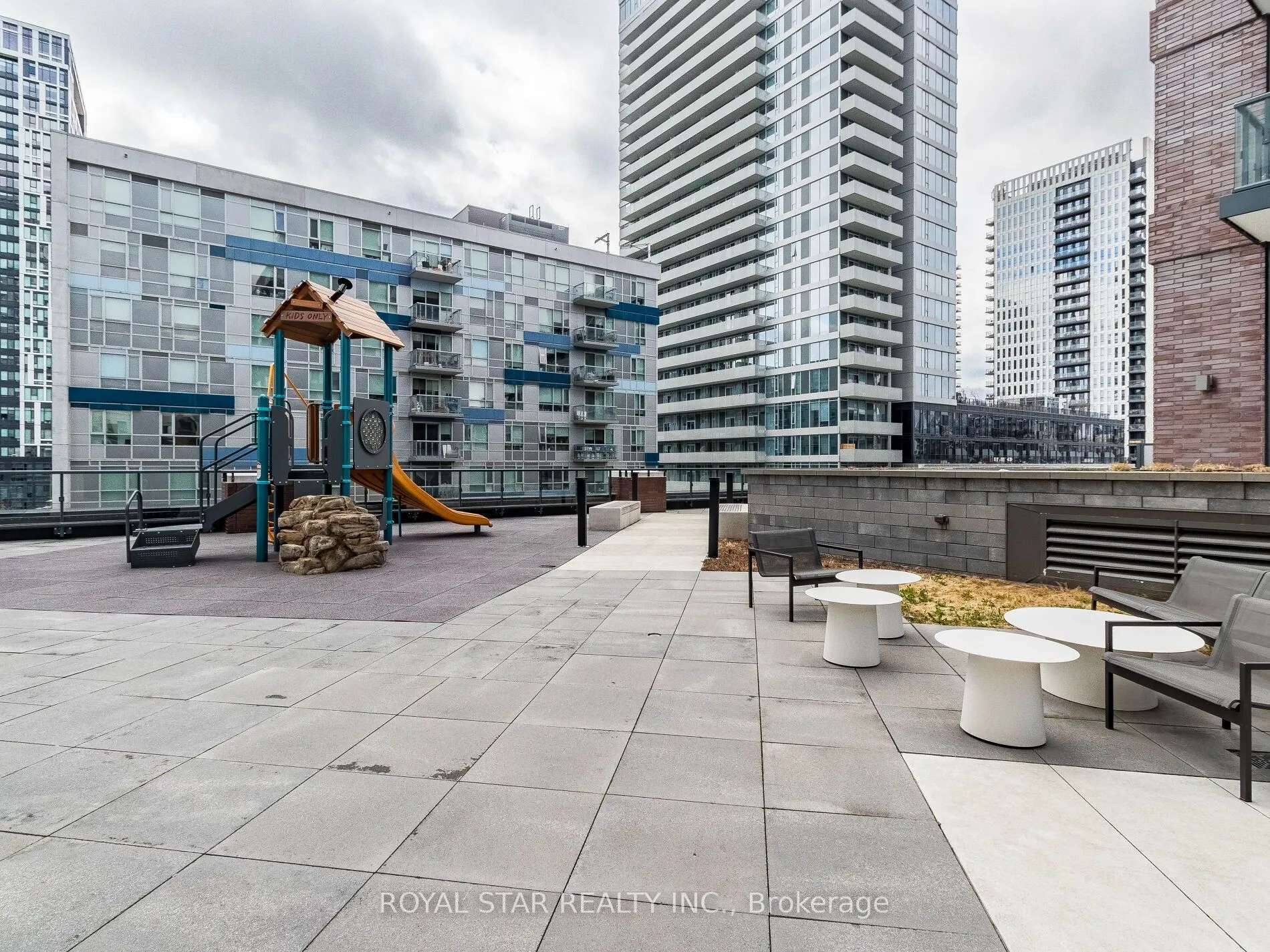 35 Tubman Avenue, #913