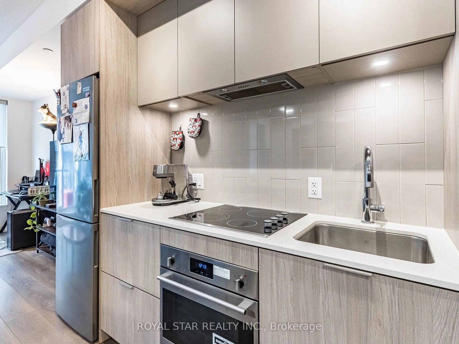 35 Tubman Avenue, #913